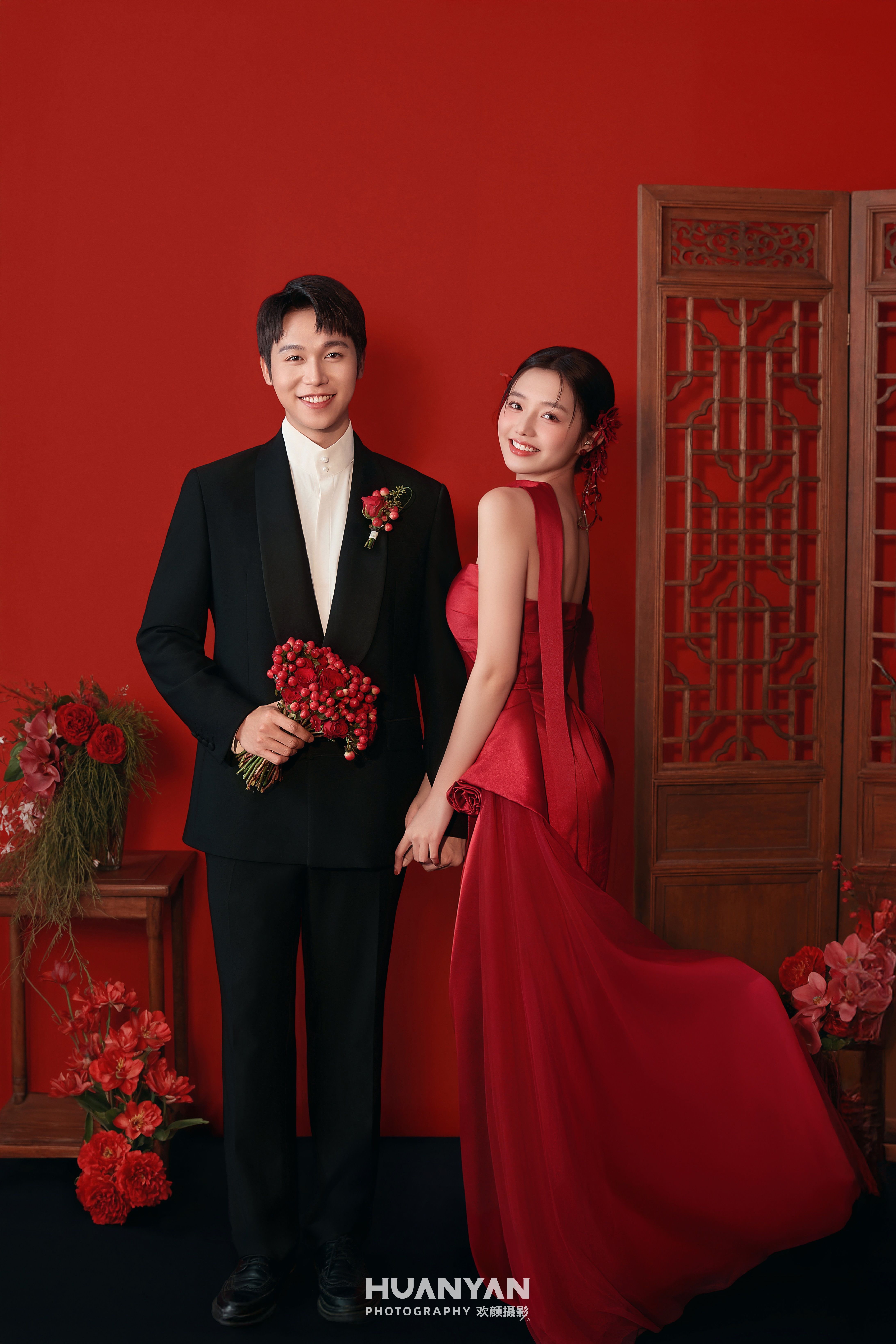 红韵：喜嫁风婚纱照南法庄园实拍