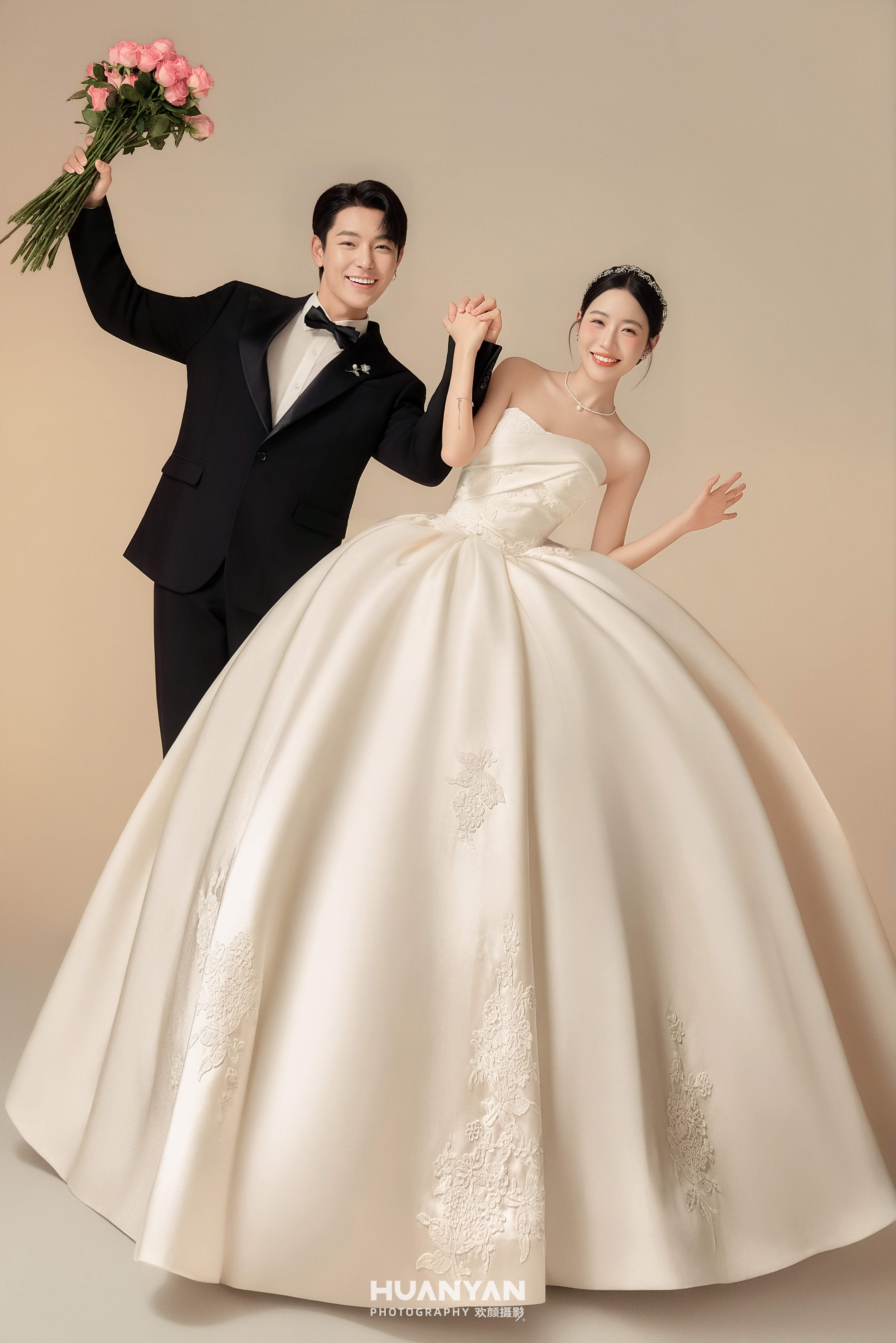 爱意满盈：高级感风婚纱照南法庄园实拍