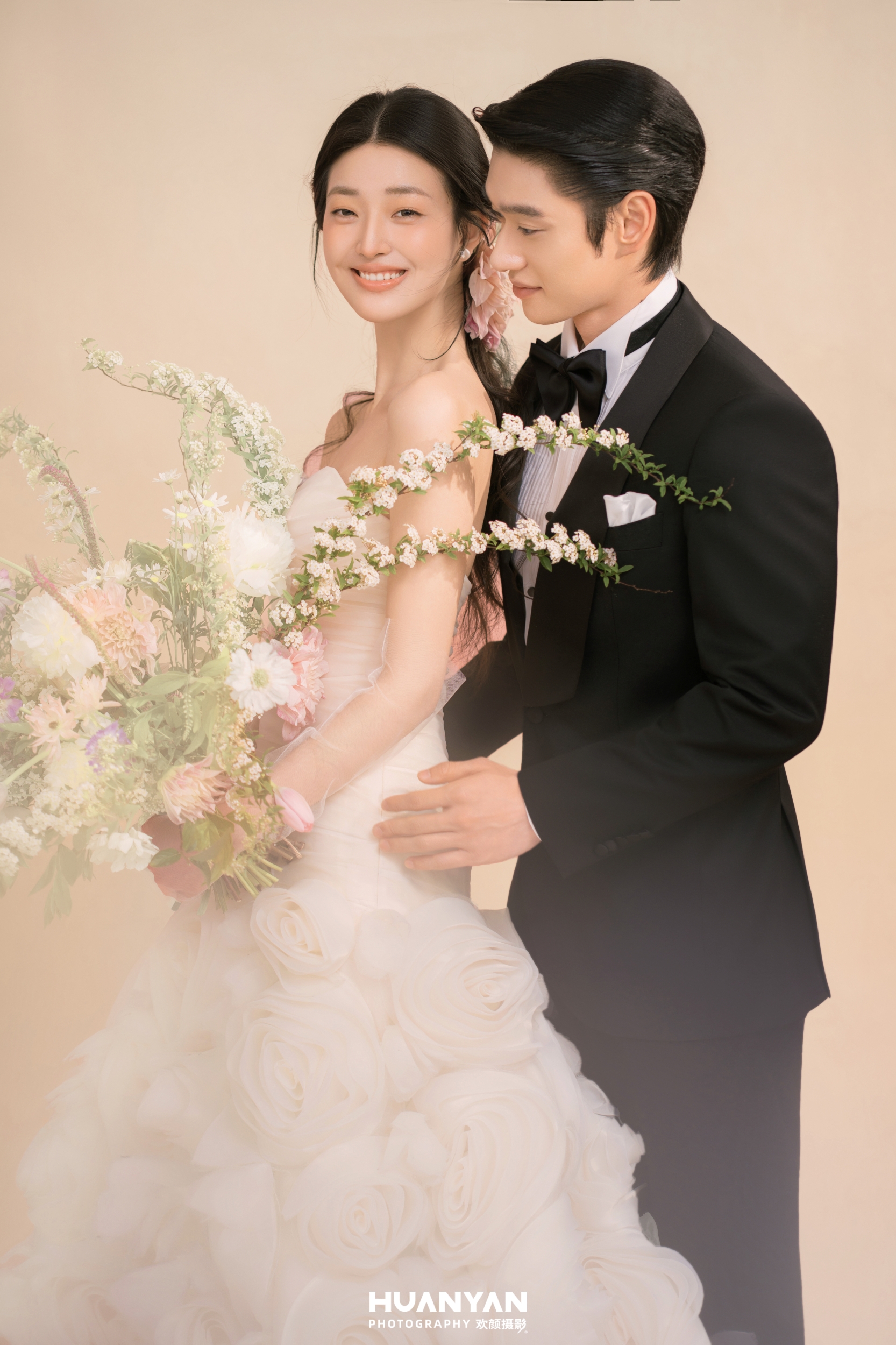 柔光予你：高级感风婚纱照室内实拍