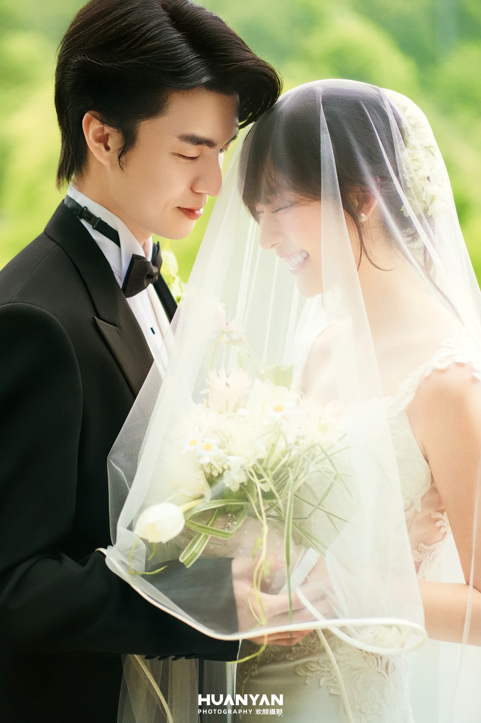 轻氧风婚纱照 · 草地场景 · 森屿客片