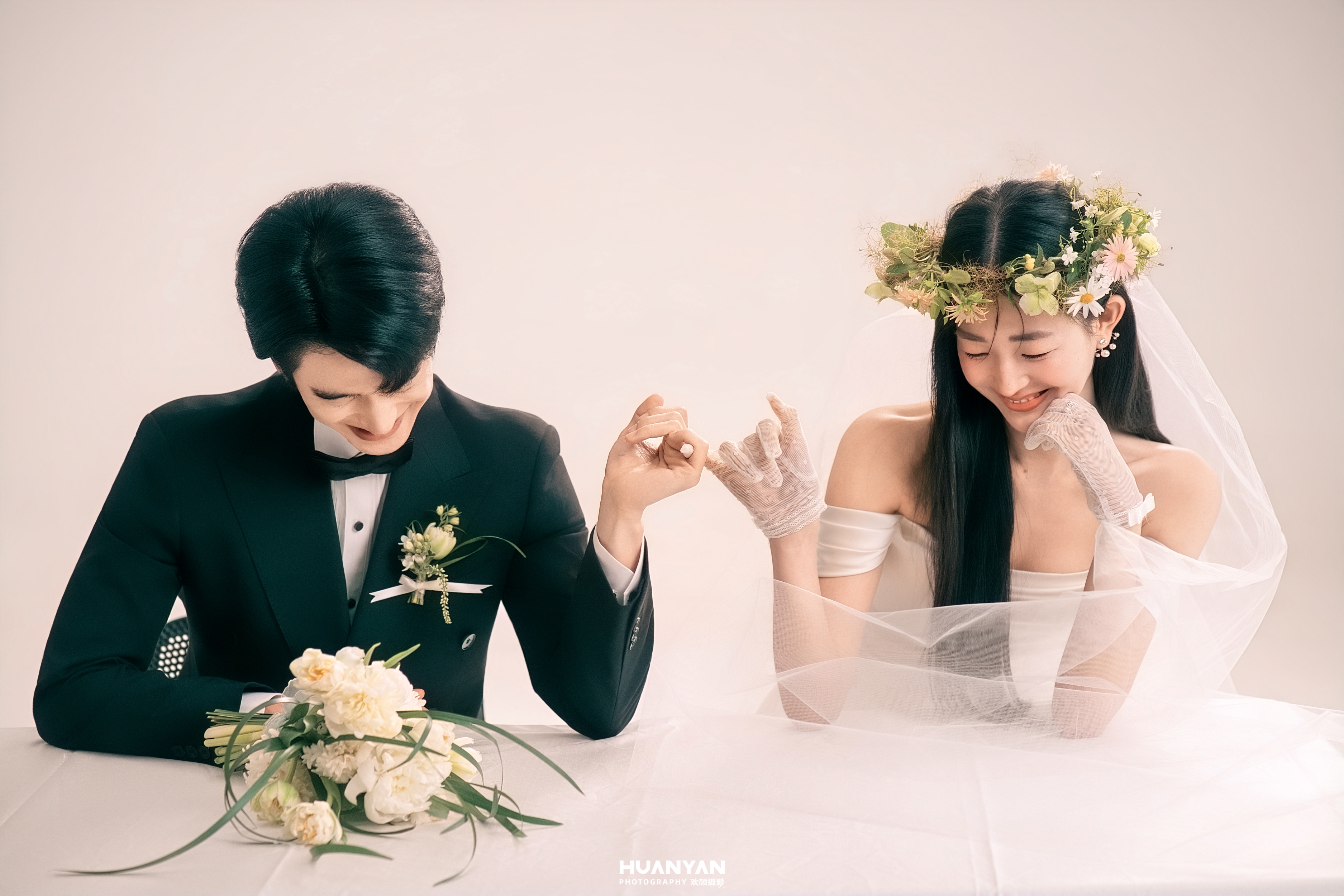 简约风婚纱照 · 室内场景 · 粉雾甜序客片