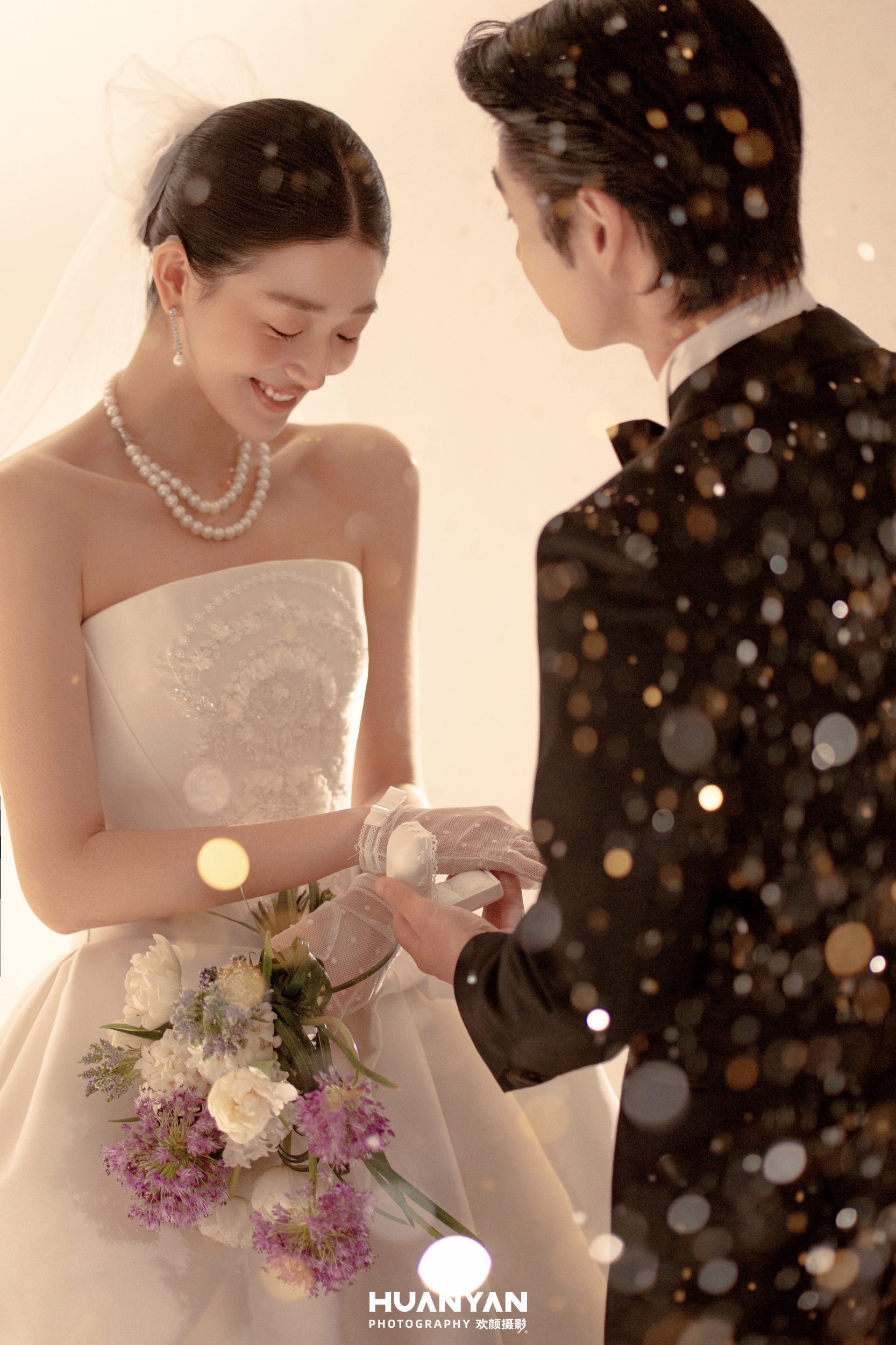 鎏光碎梦：氛围感风婚纱照室内实拍