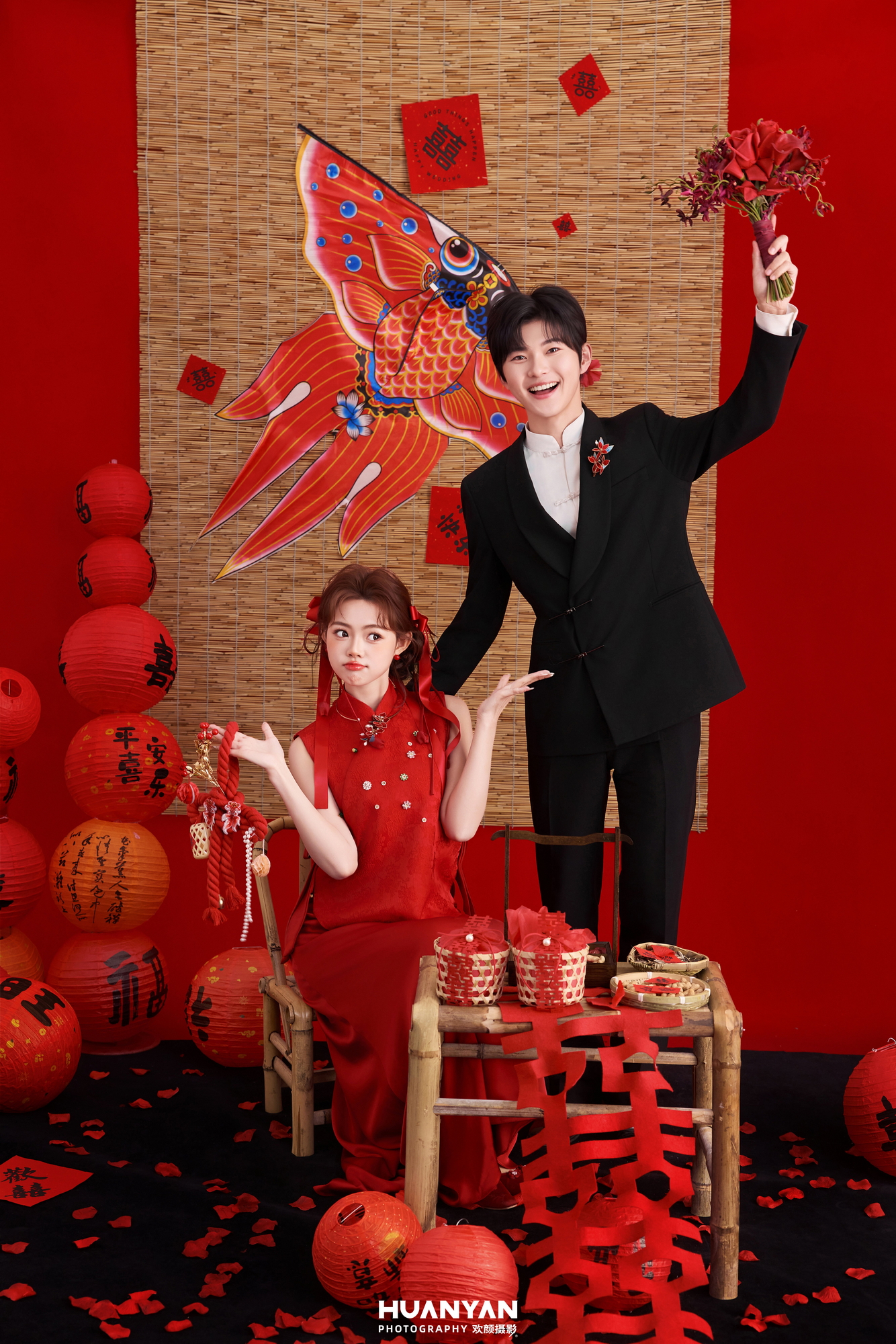 红锦喜乐客片第7张｜喜嫁风婚纱照，摄于室内