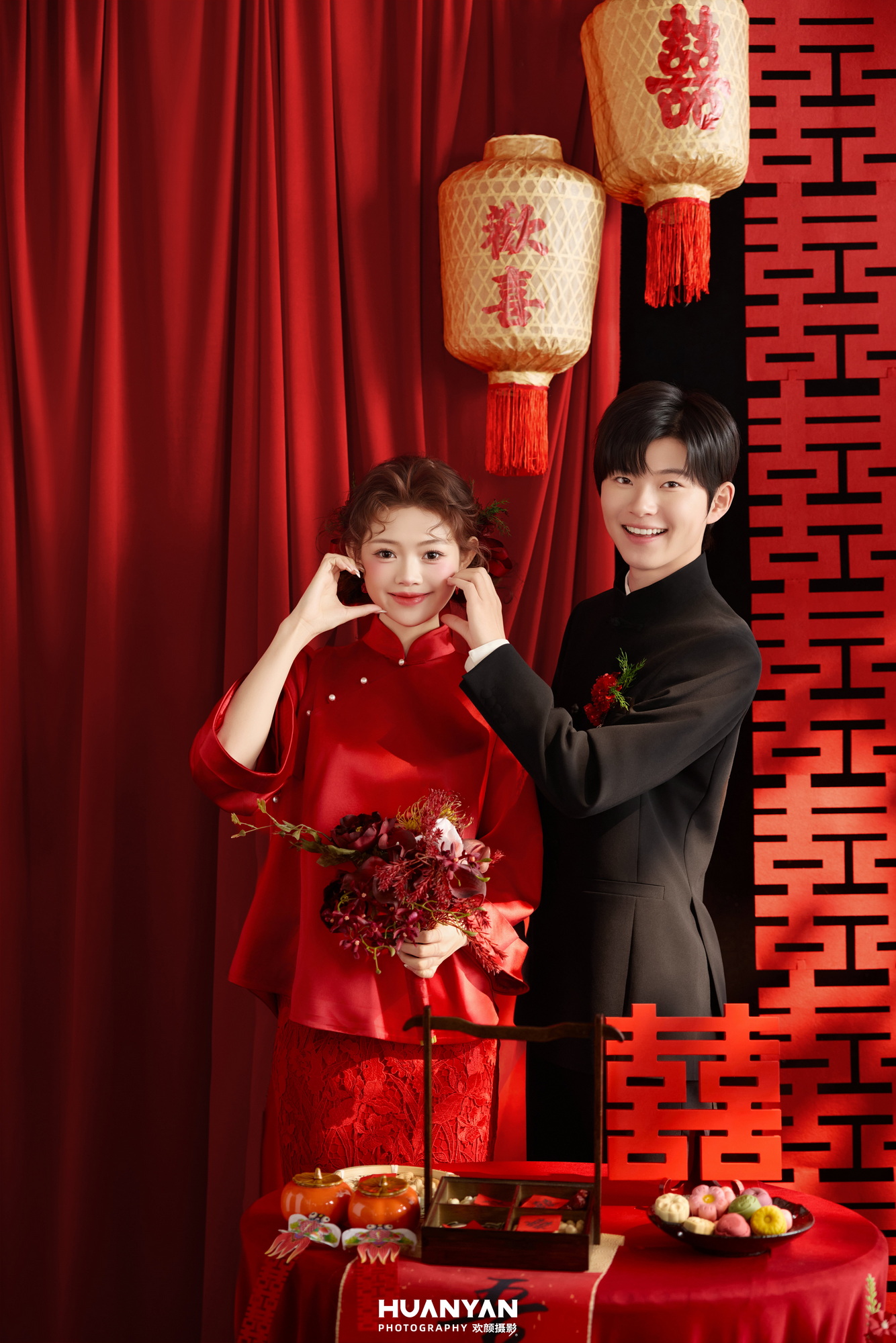 吾家有喜客片第7张｜喜嫁风婚纱照，摄于室内