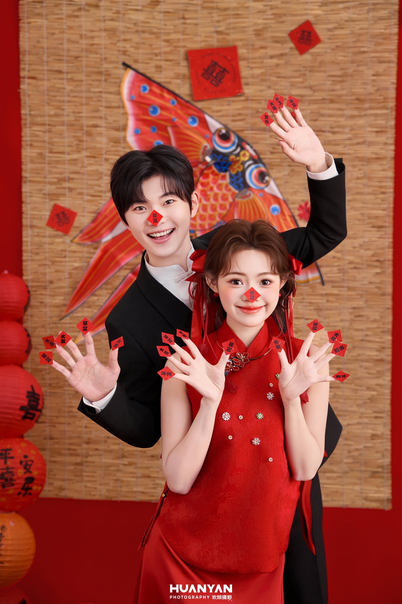 红锦喜乐客片第3张｜喜嫁风婚纱照，摄于室内