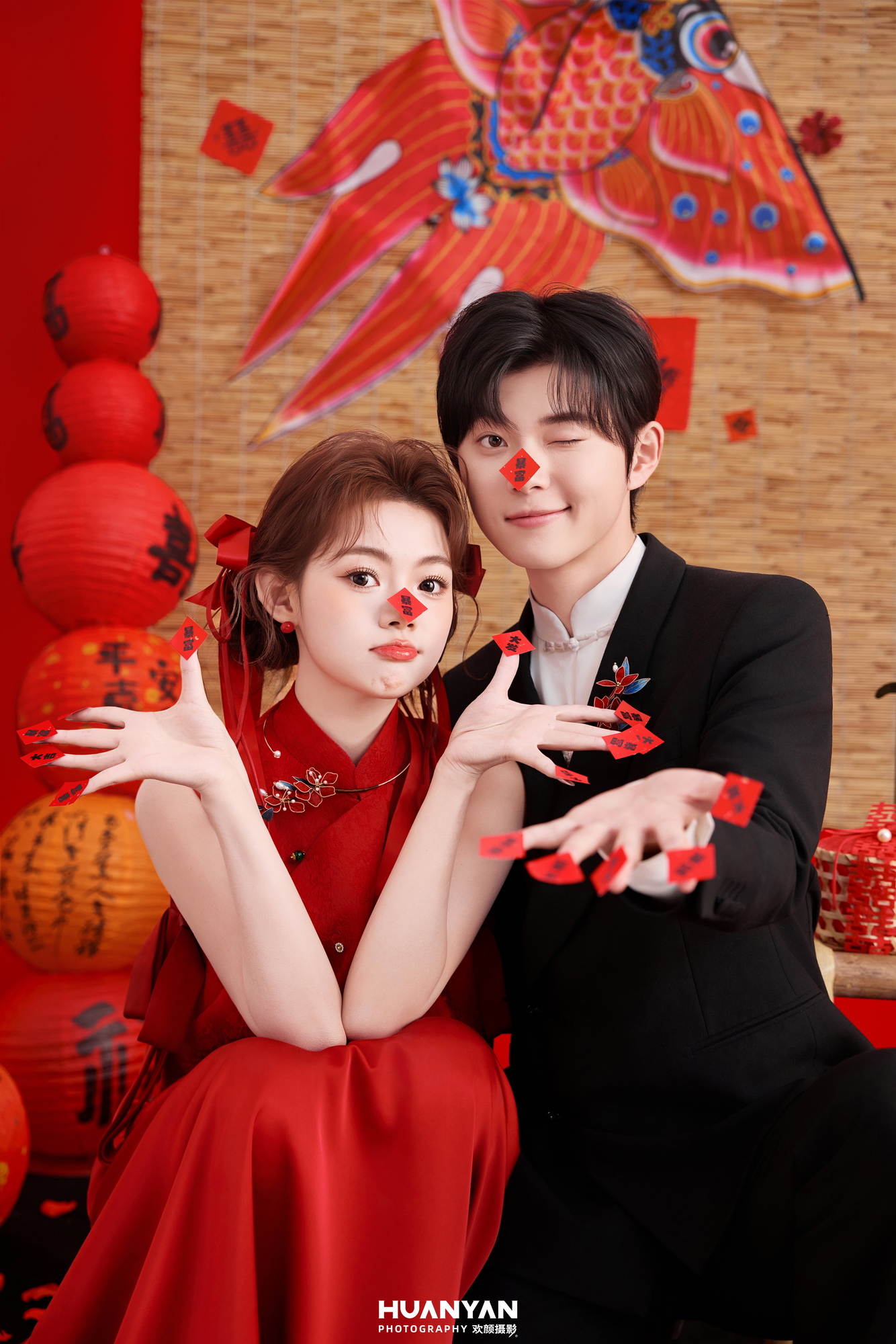 喜嫁风婚纱照 · 室内场景 · 红锦喜乐客片