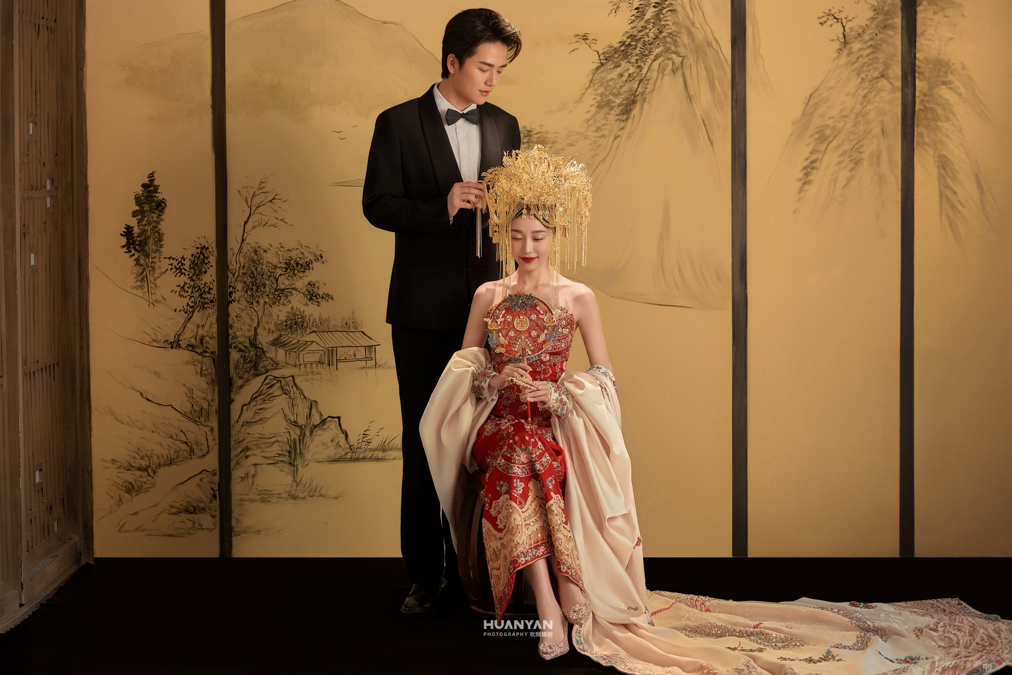 喜嫁风婚纱照 · 室内场景 · 凤冠映画客片