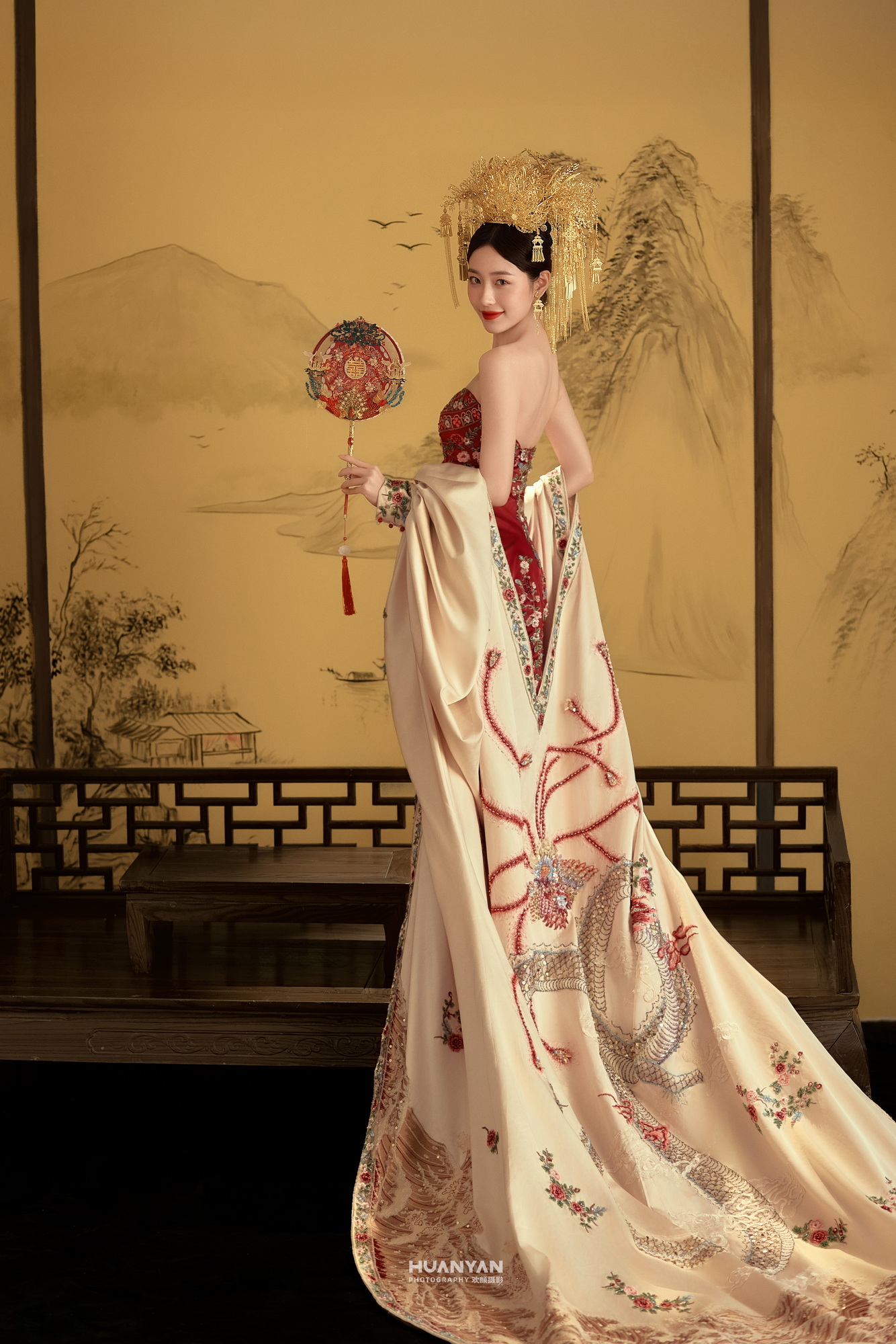 室内喜嫁风婚纱照实拍（凤冠映画系列）