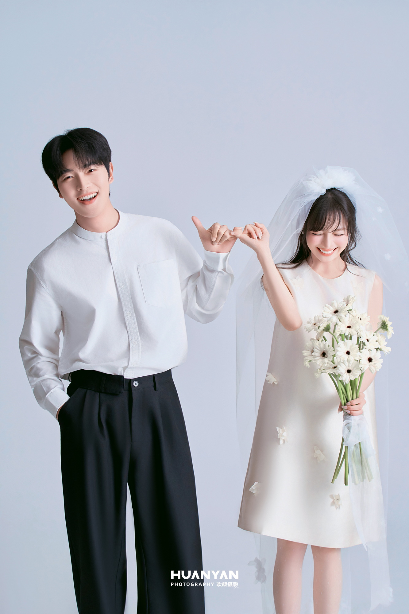 室内简约风婚纱照实拍（雾情书系列）