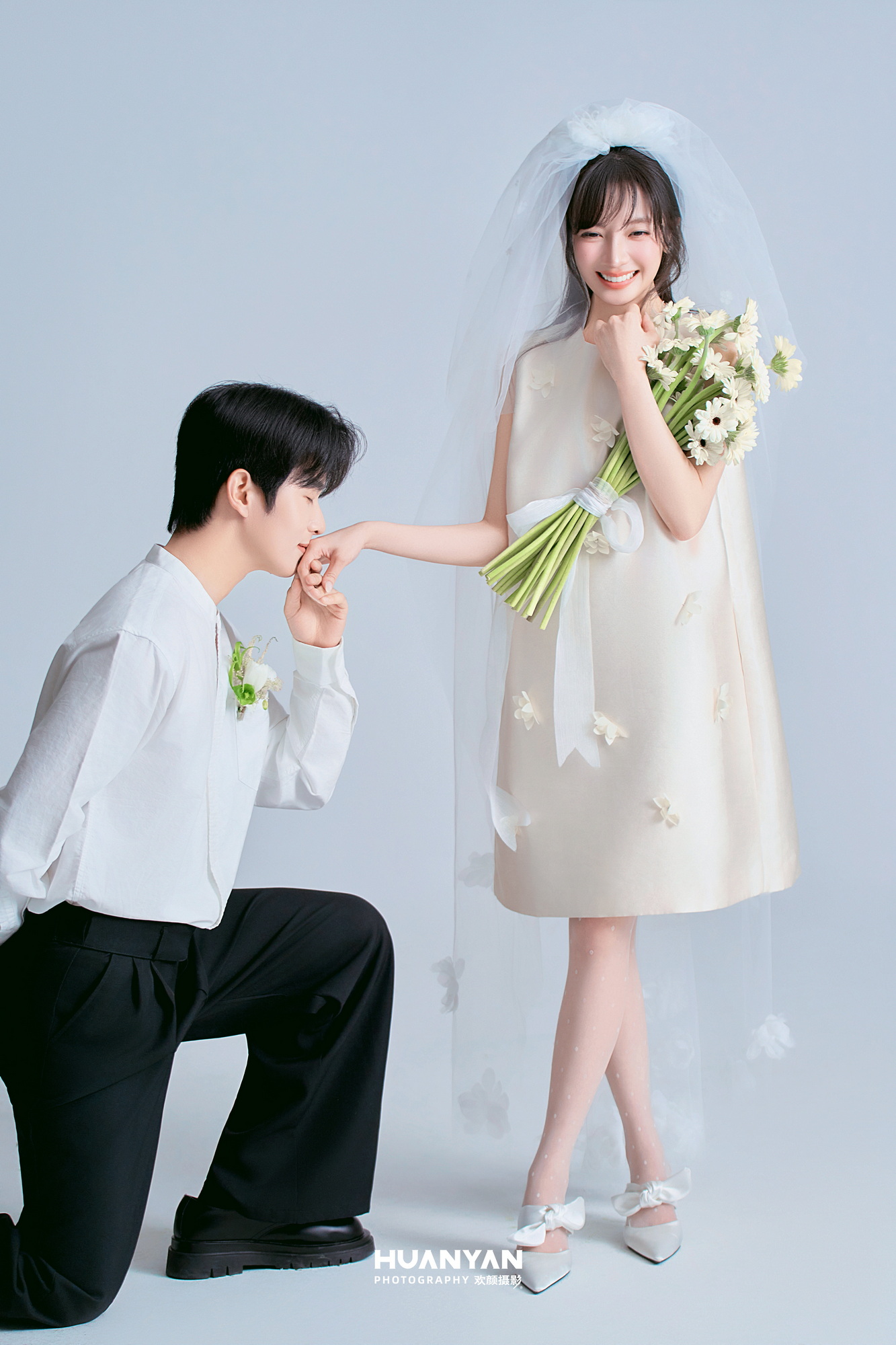 简约风婚纱照 · 室内场景 · 雾情书客片