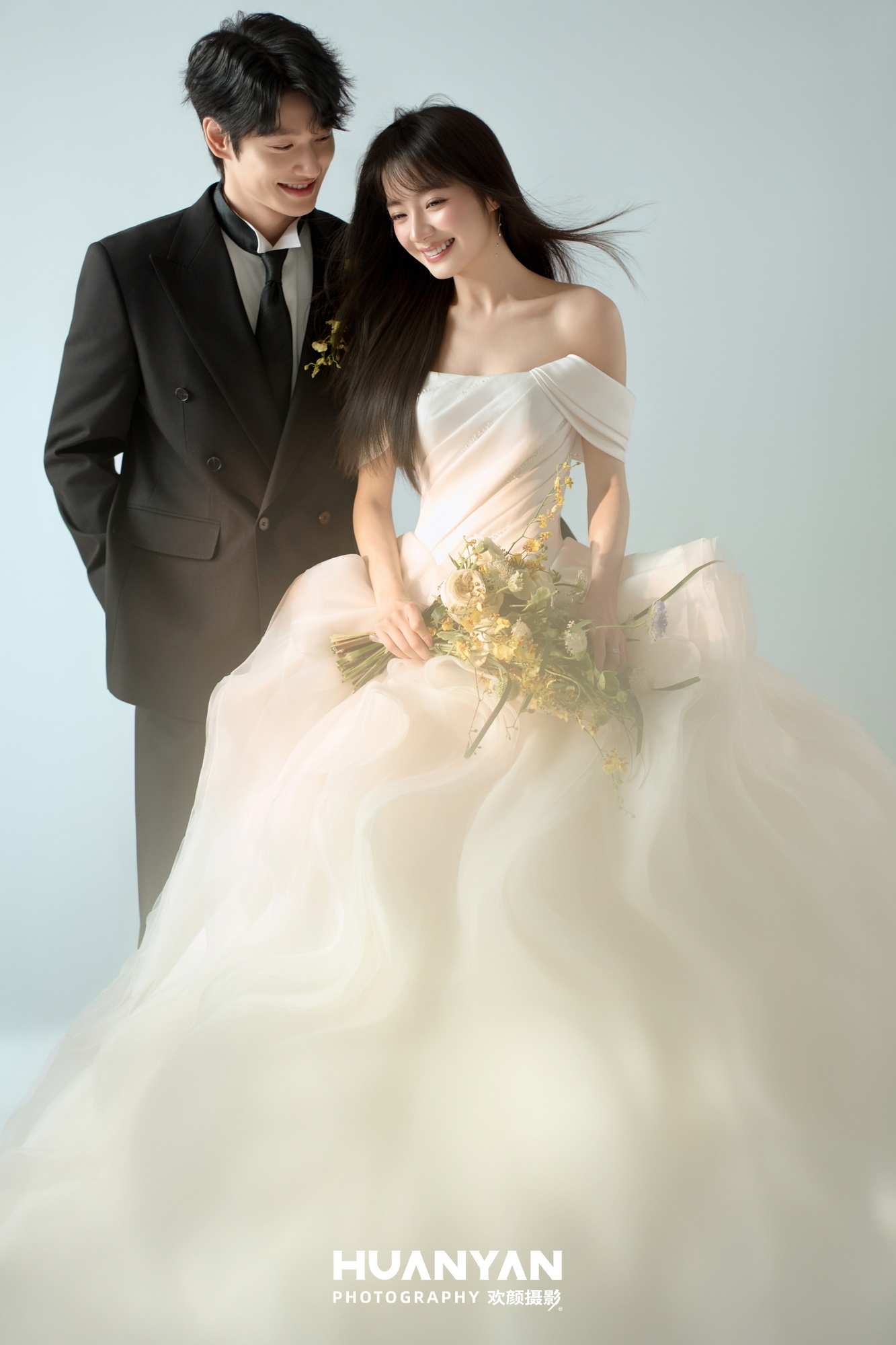 浅光叙白：高级感风婚纱照室内实拍