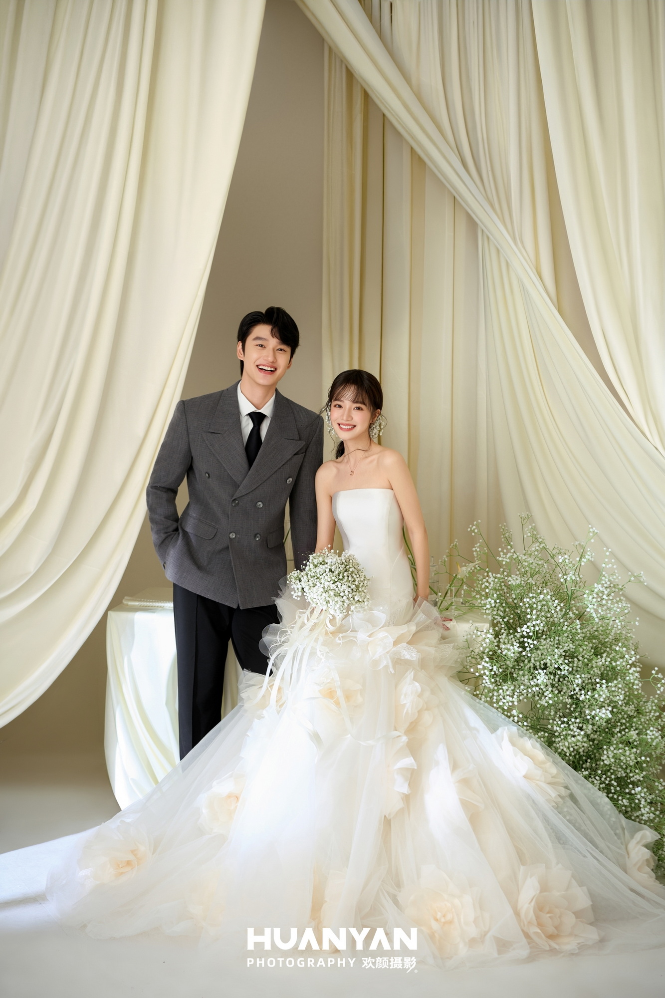极简风婚纱照 · 室内场景 · 白纱序曲客片