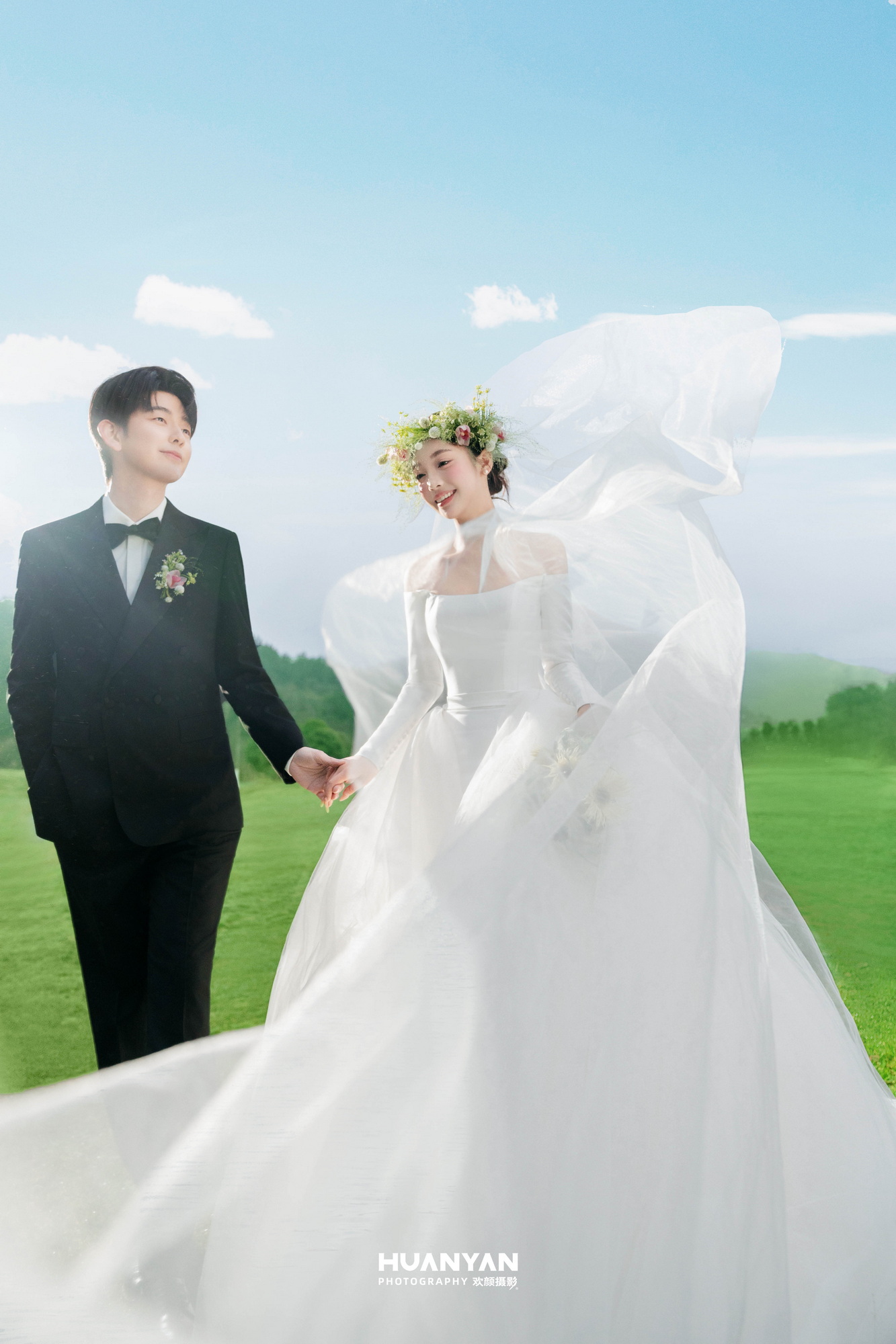 轻氧风婚纱照 · 草地场景 · 绿野仙纱客片