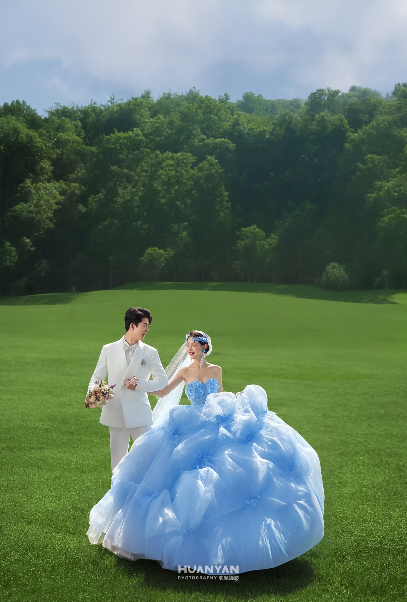 森系风婚纱照 · 室内场景 · 晴空蓝客片