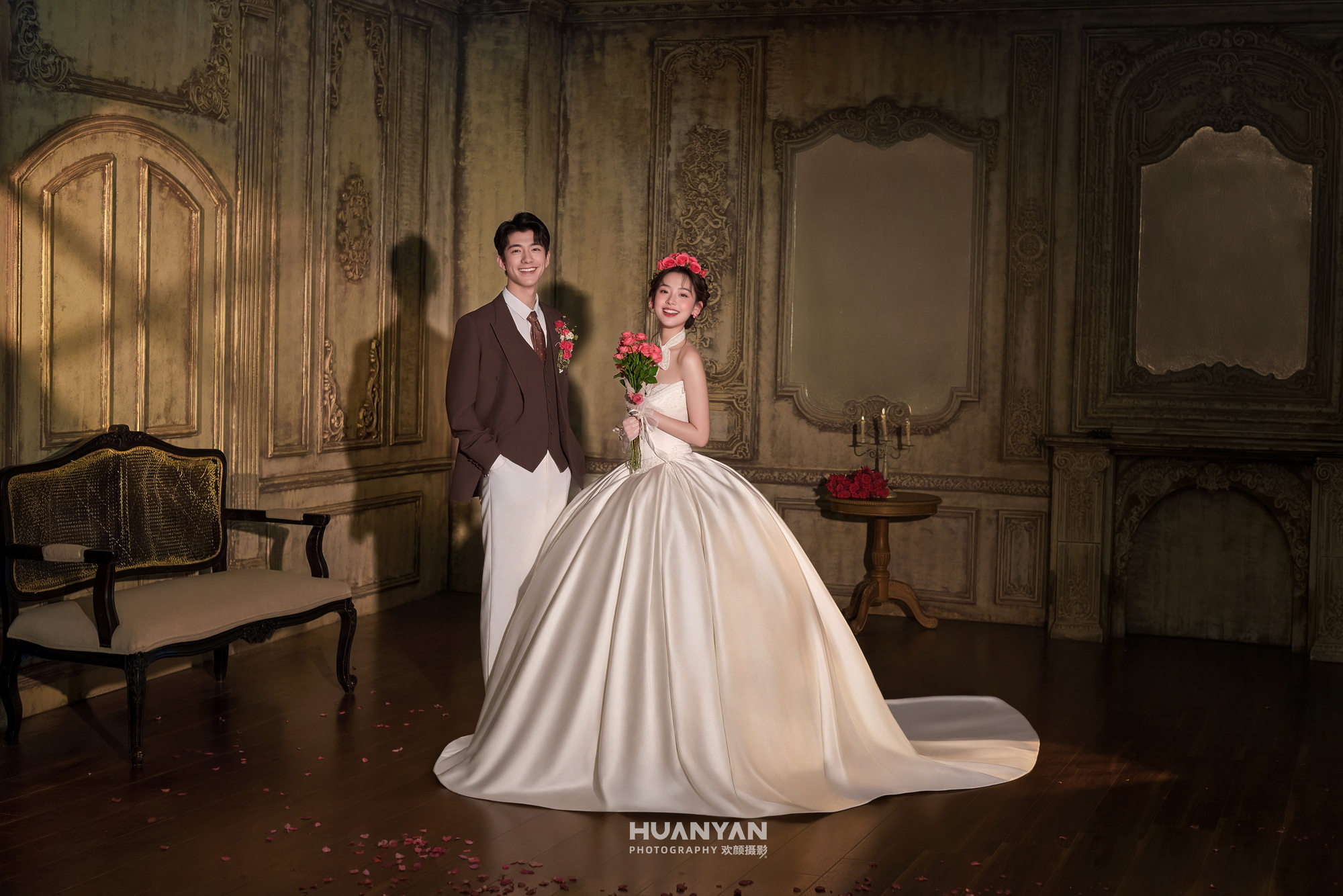 简约风婚纱照 · 室内场景 · 屿私语集客片