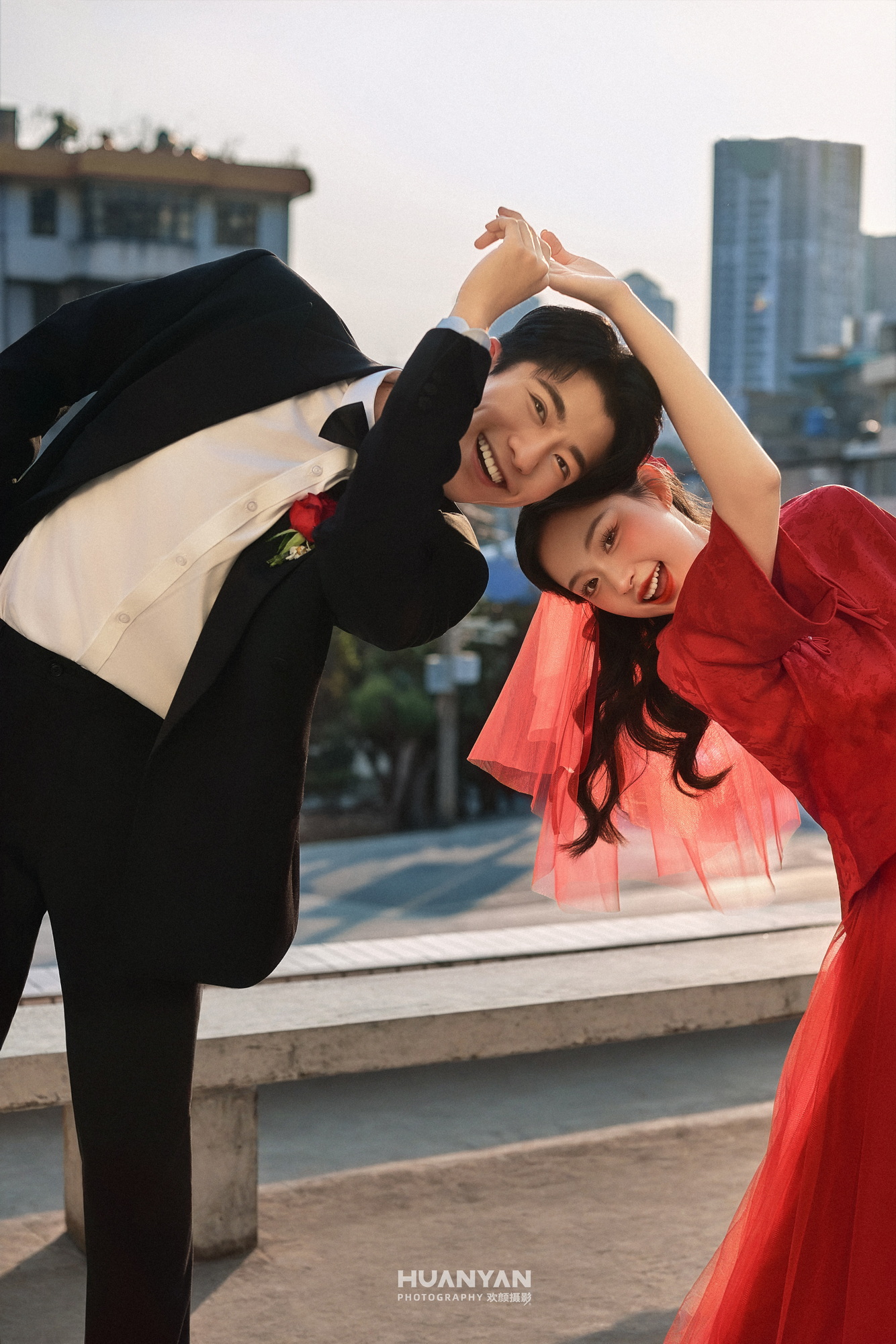 屿之恋集：简约风婚纱照室内实拍