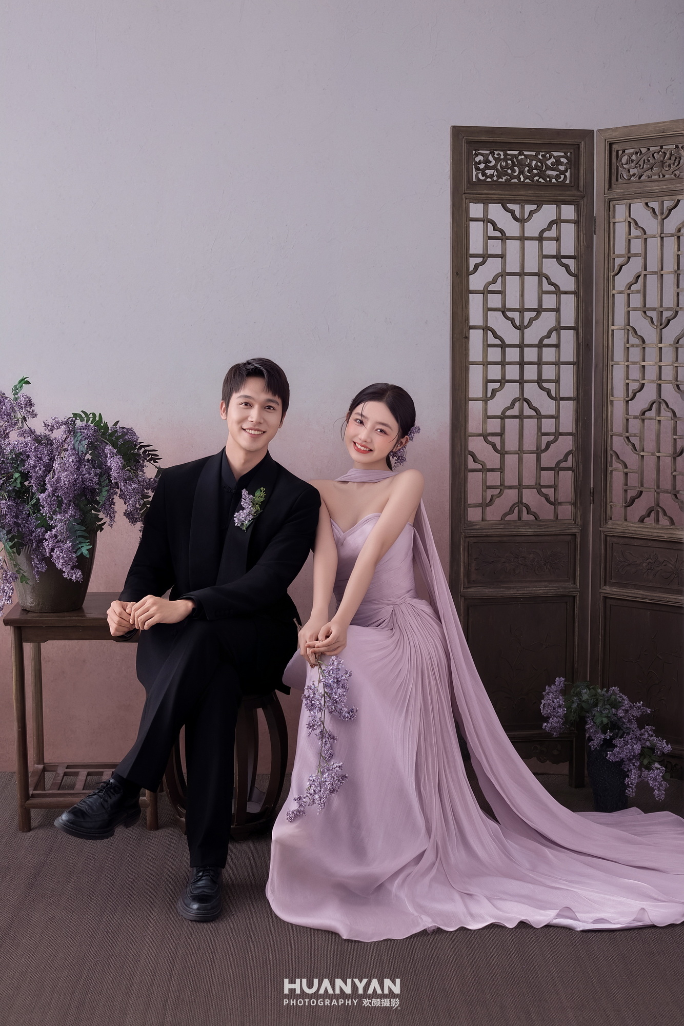 简约风婚纱照 · 草地场景 · 野牵风客片