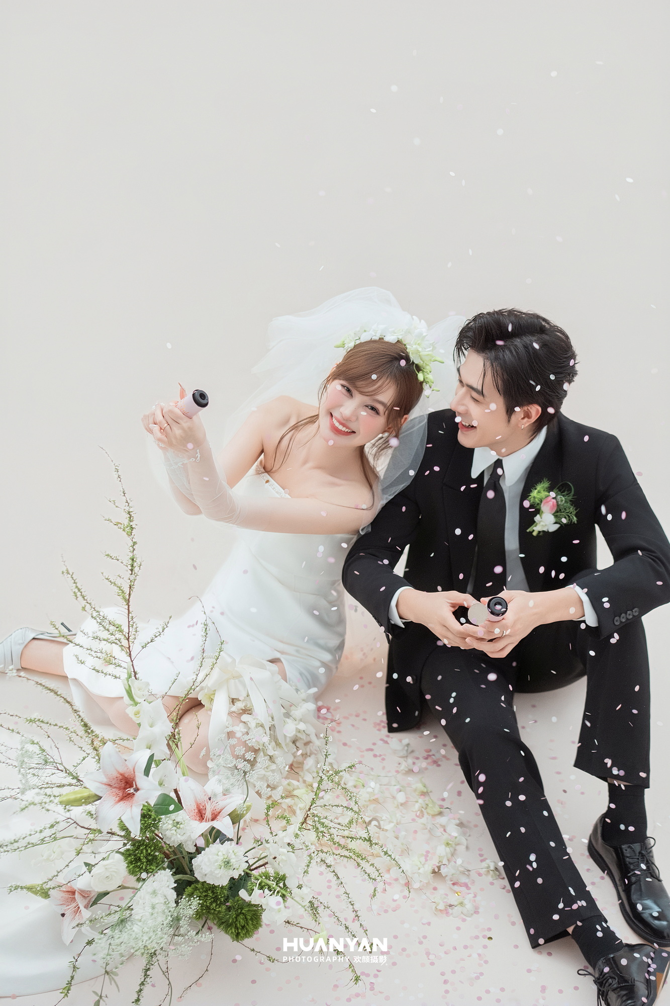 室内简约风婚纱照实拍（头纱情书系列）