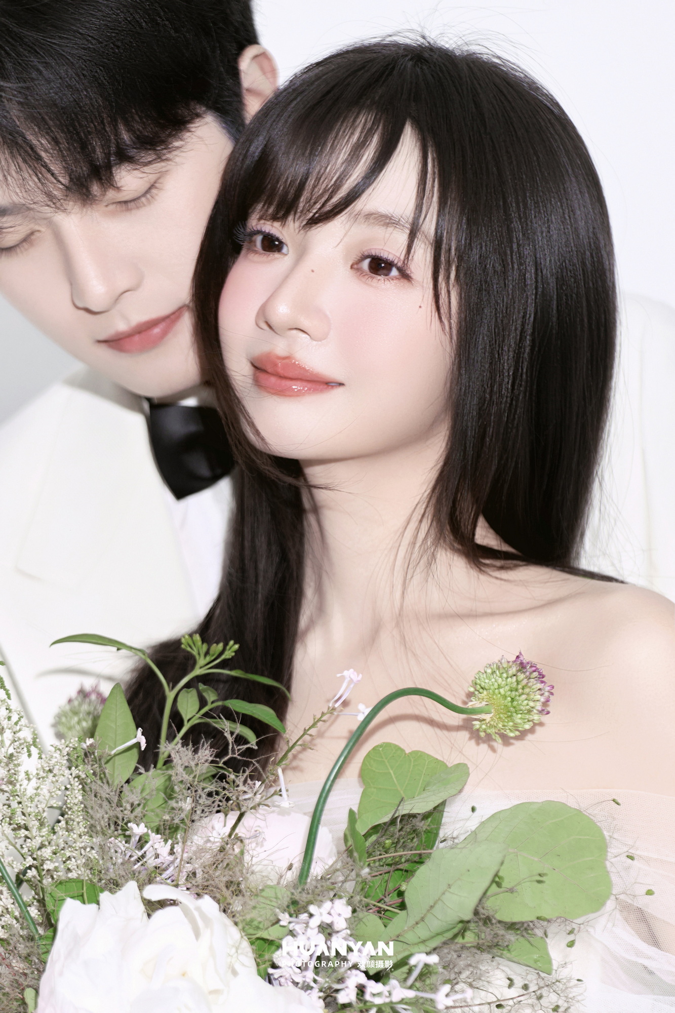 室内简约风婚纱照实拍（间漫步系列）