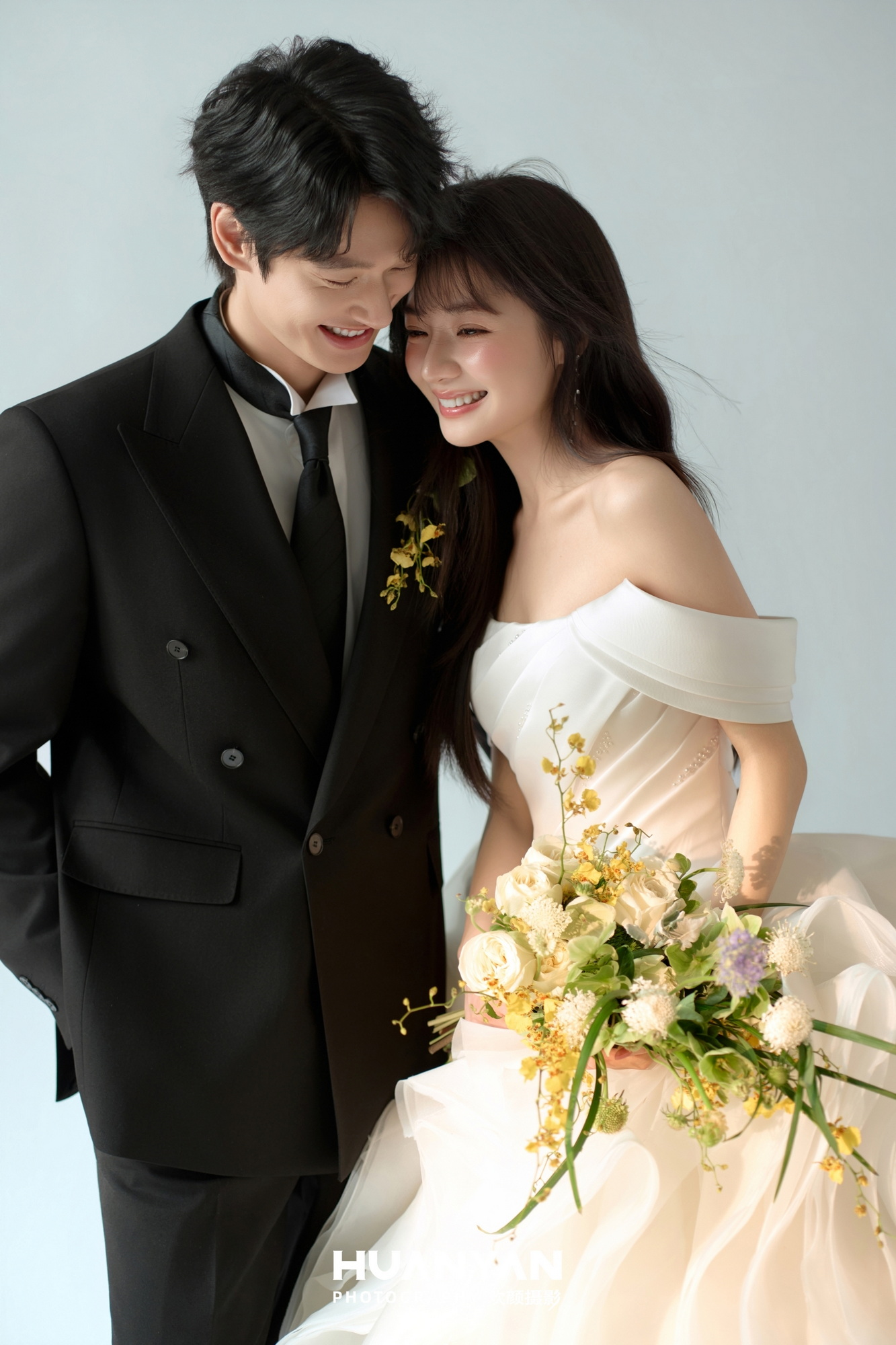 室内高级感风婚纱照实拍（浅光叙白系列）