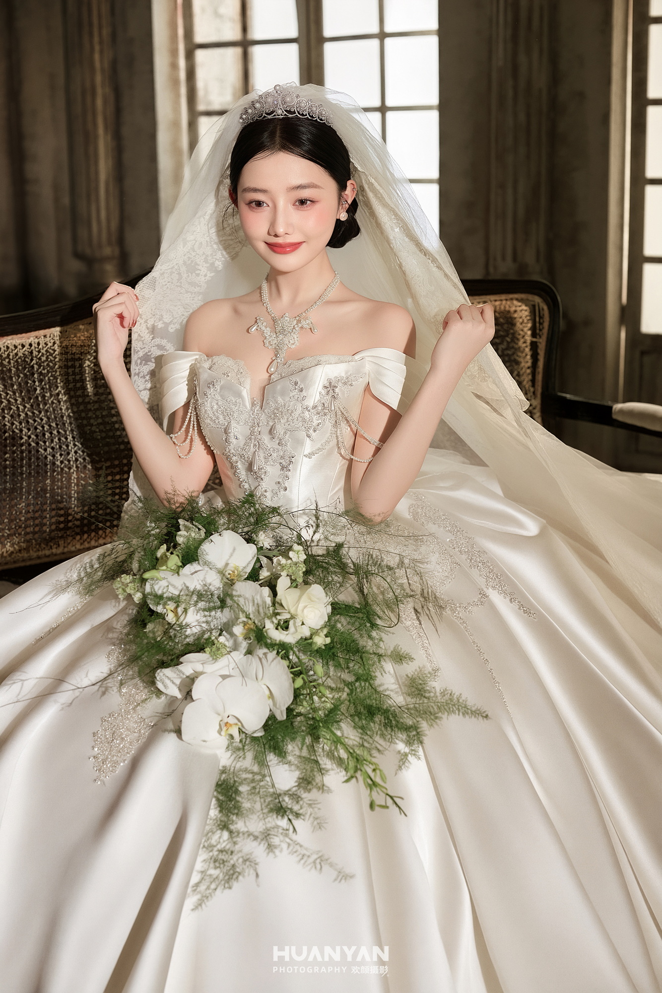 简约风婚纱照 · 室内场景 · 屿求婚客片