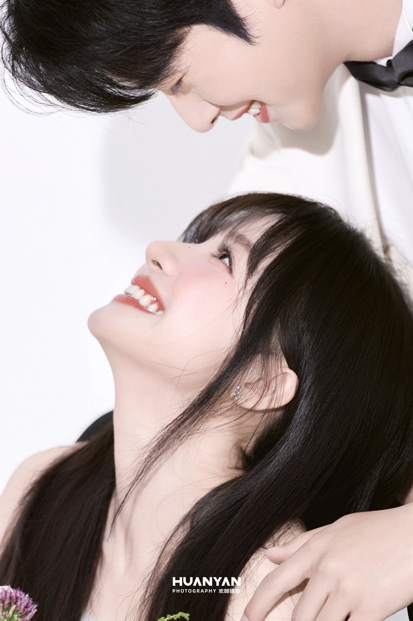 简约风婚纱照 · 室内场景 · 间漫步客片