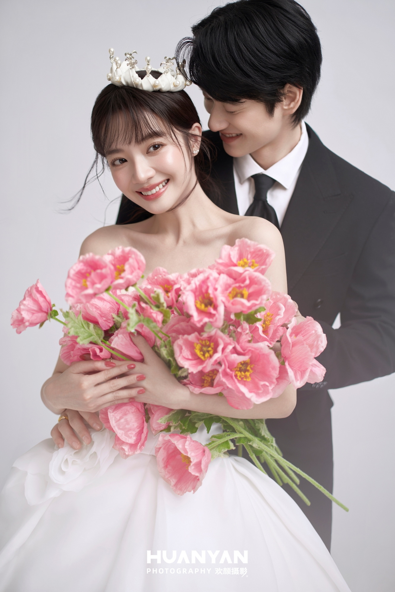 简约风婚纱照 · 草地场景 · 野赴甜客片