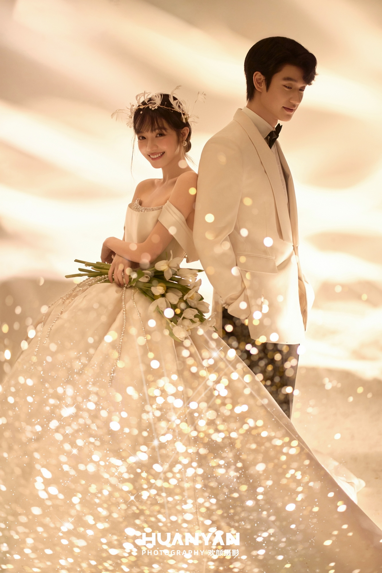 高级感风婚纱照 · 室内场景 · 鎏光序章客片