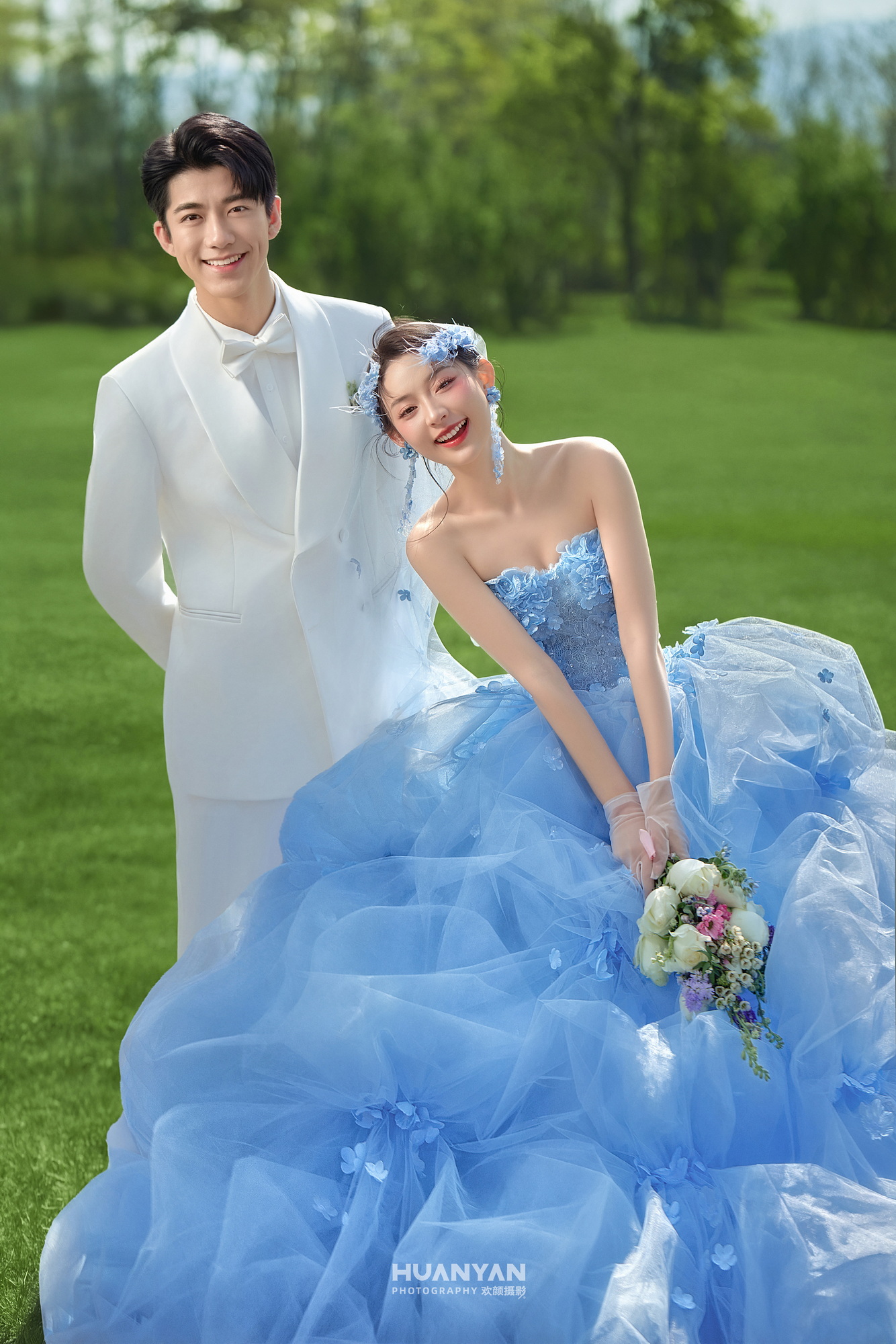 晴空蓝：森系风婚纱照室内实拍