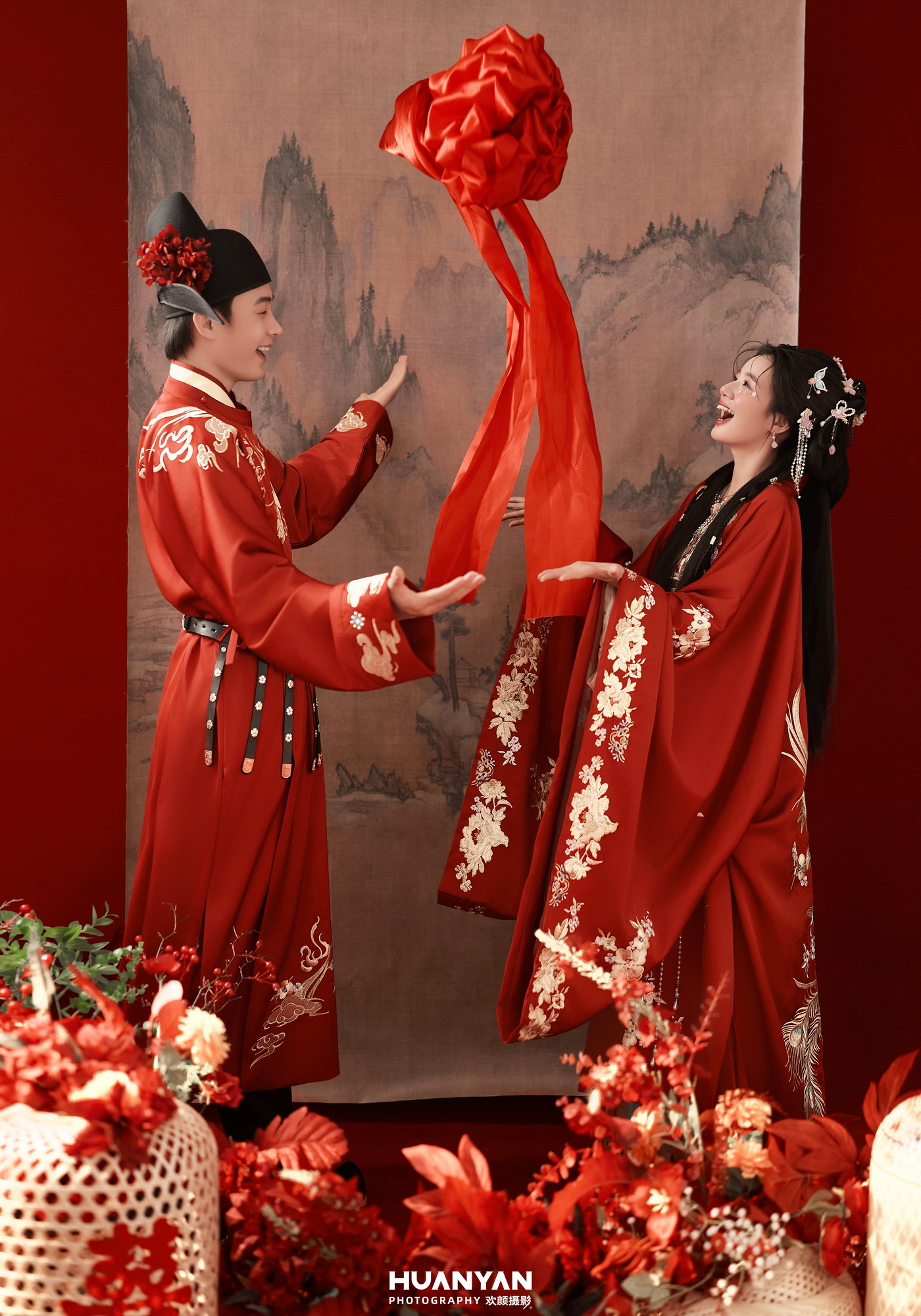 屿之约：简约风婚纱照室内实拍
