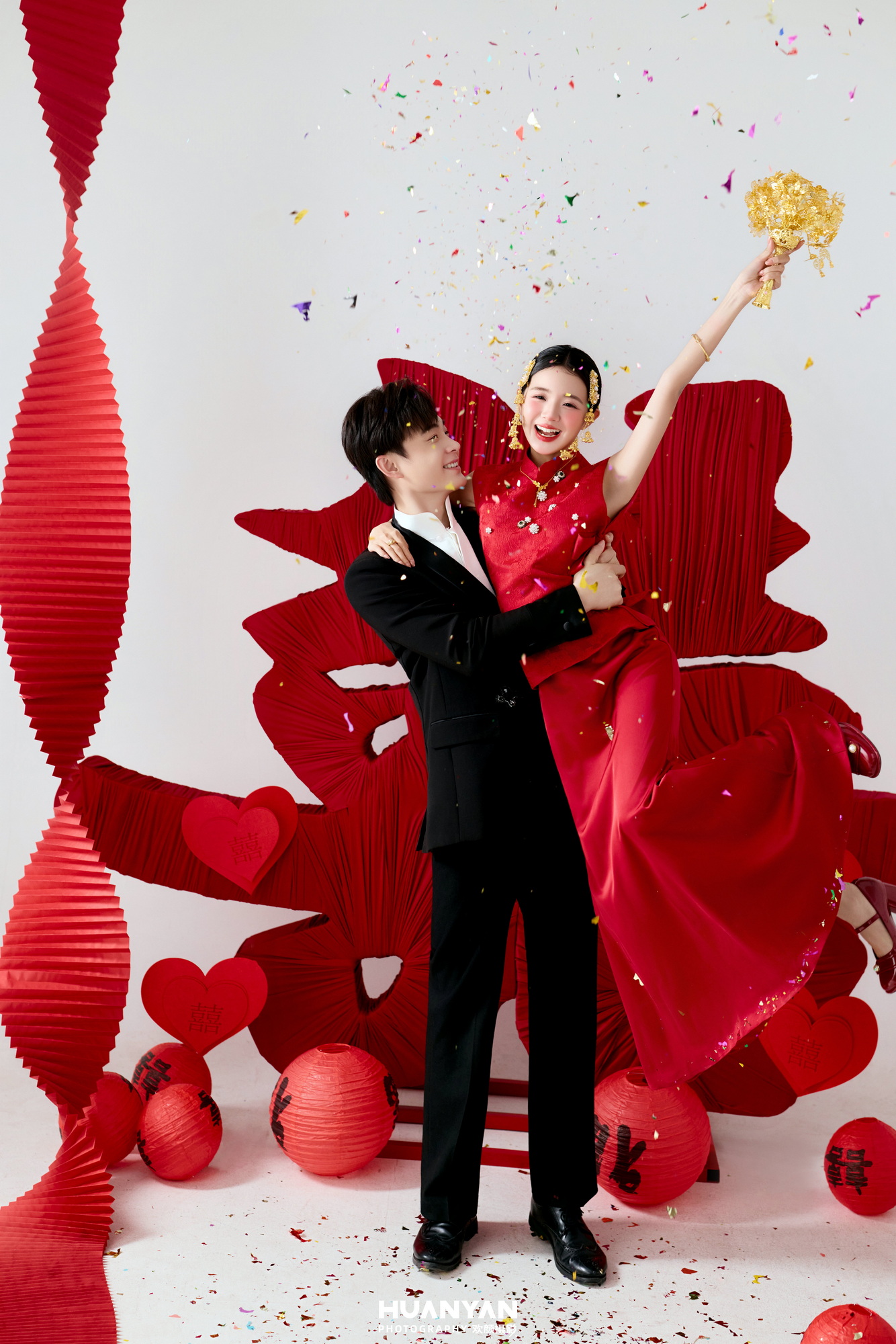 雾序章客片第3张｜仪式感风婚纱照，摄于室内