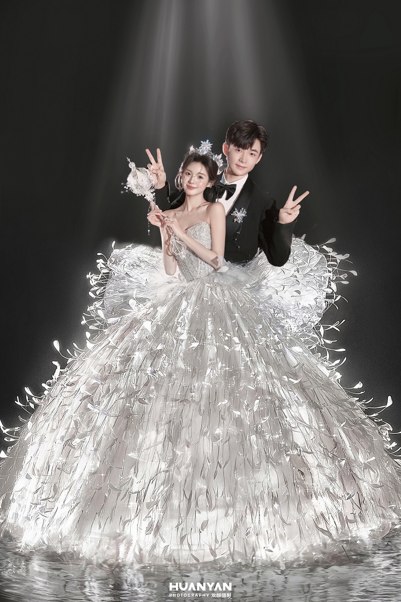 星芒礼赞：简约风婚纱照室内实拍