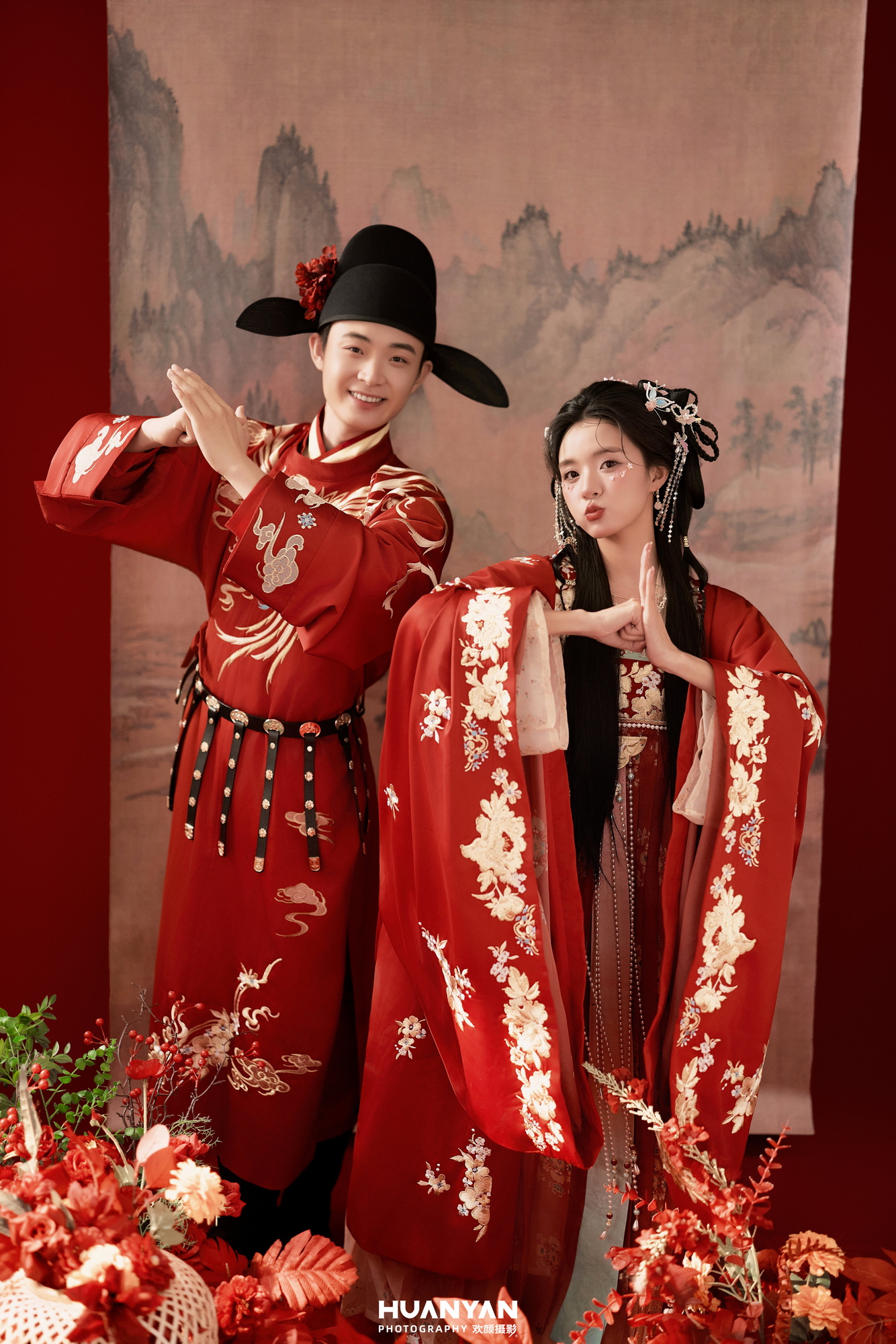 屿之约：简约风婚纱照室内实拍