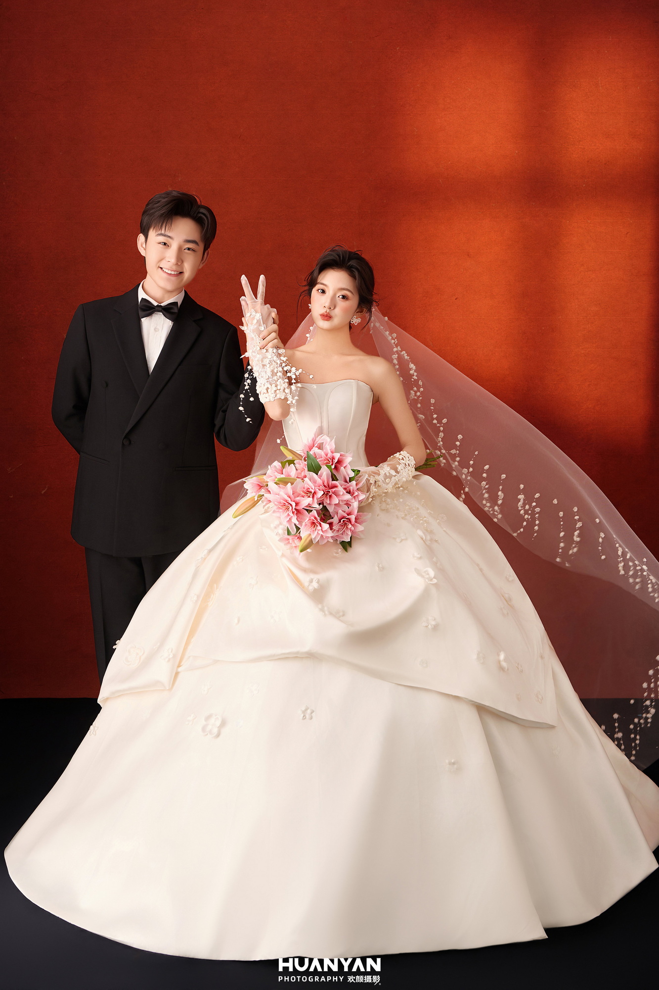 室内简约风婚纱照实拍（予你温柔系列）