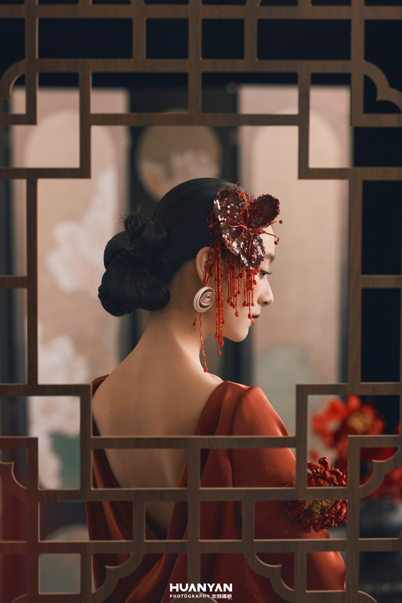 红韵·136客片第7张｜喜嫁风婚纱照，摄于室内