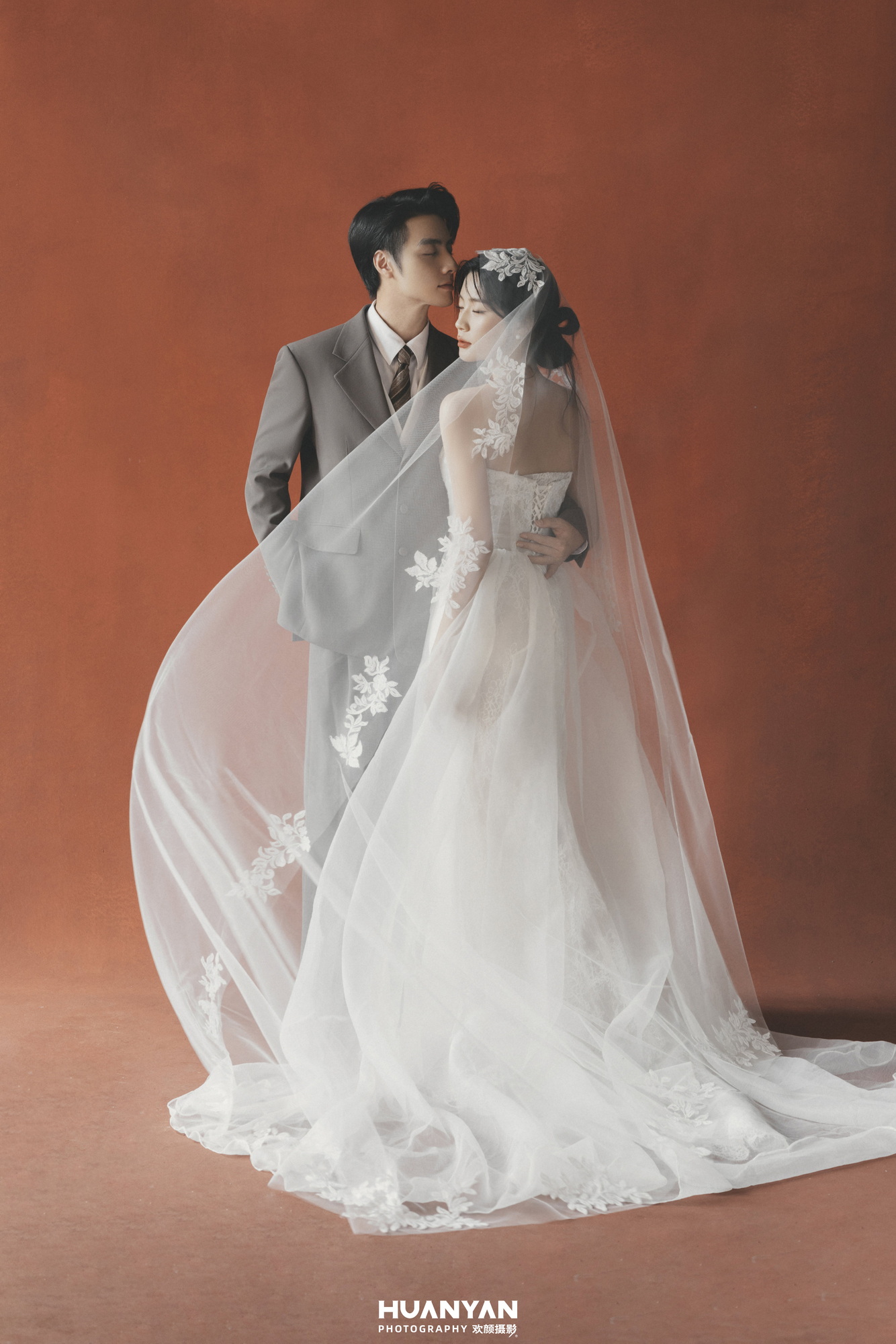 星笺：简约风婚纱照室内实拍