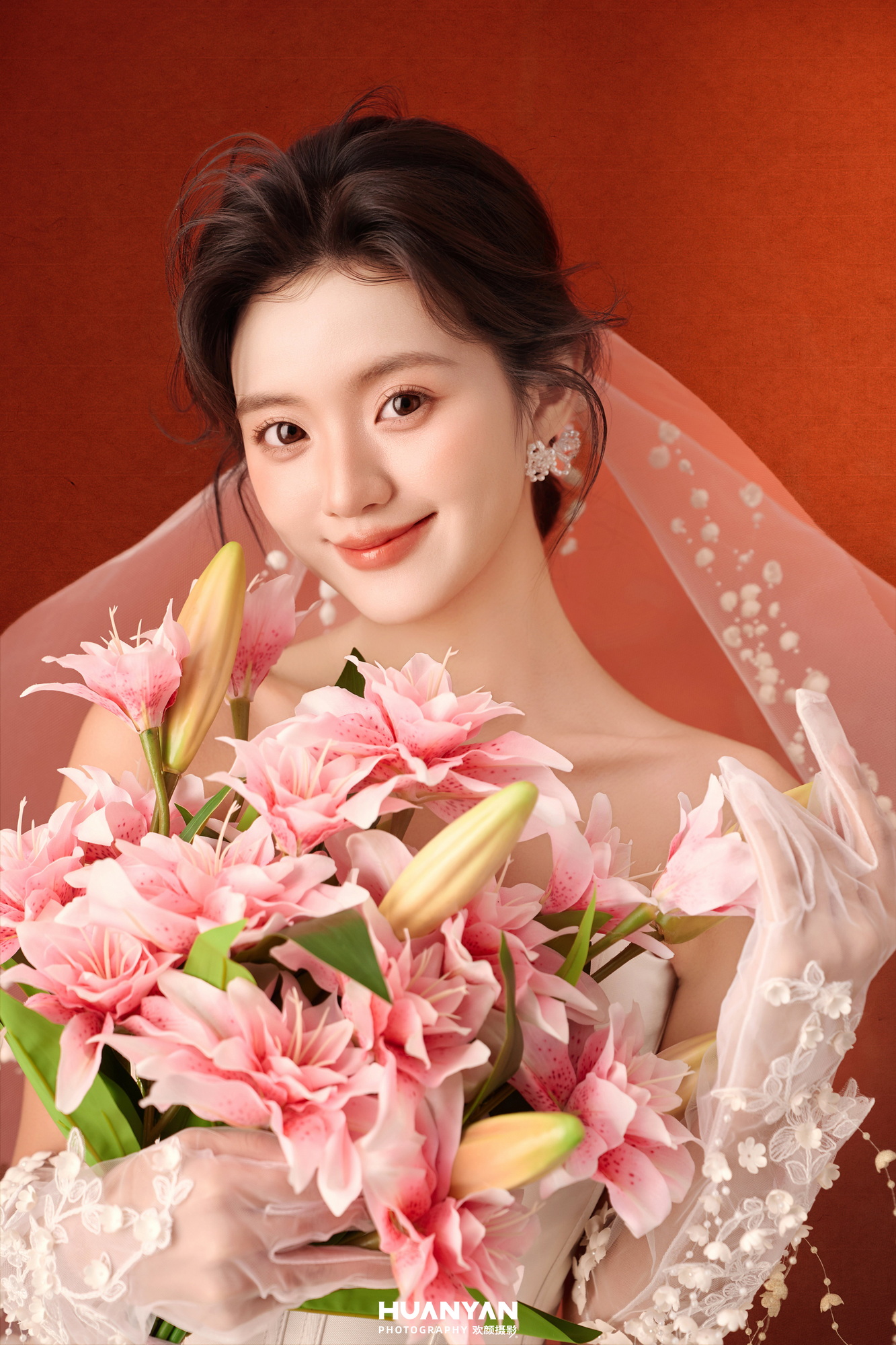 予你温柔客片第7张｜简约风婚纱照，摄于室内