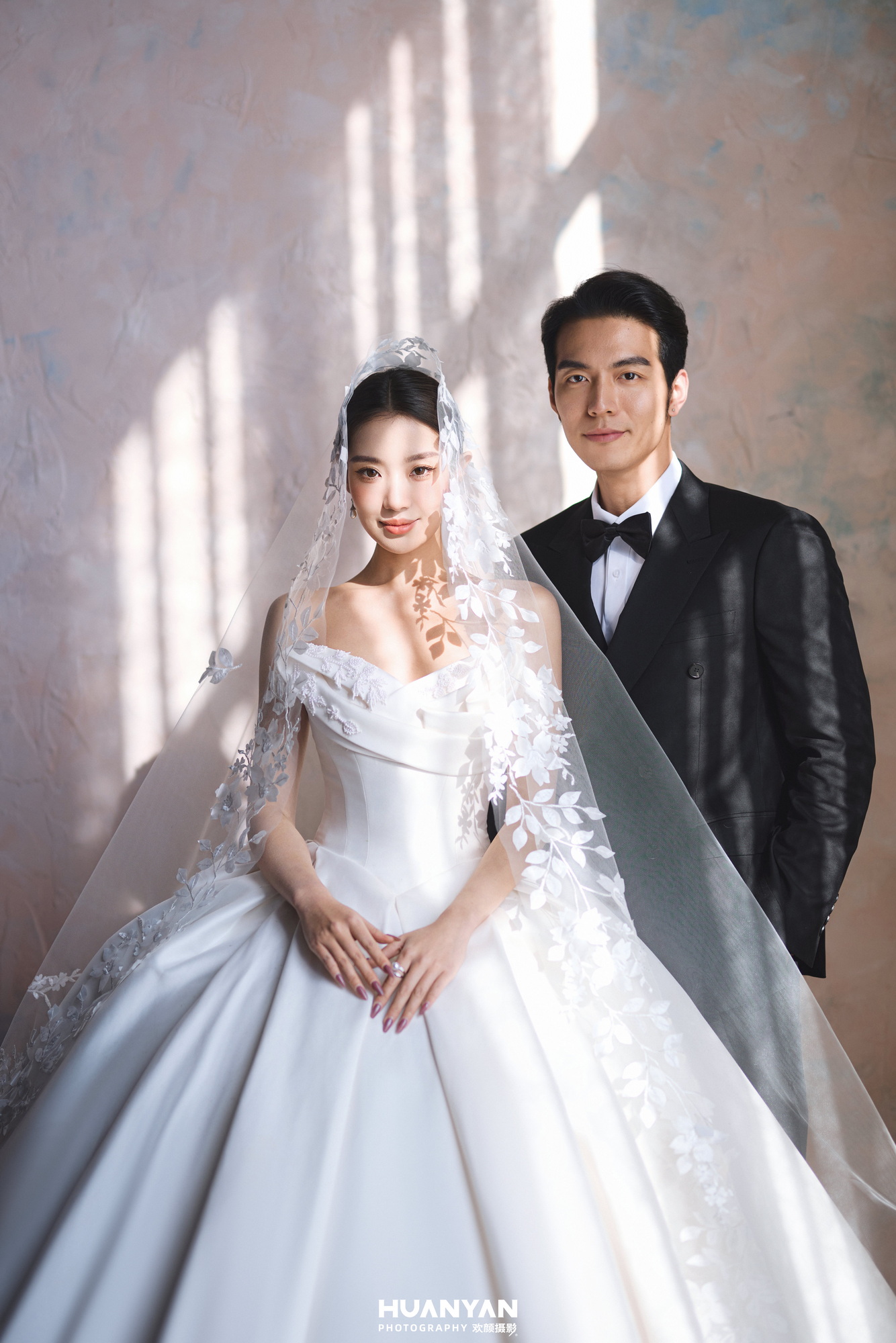 室内简约风婚纱照实拍（雾帖系列）