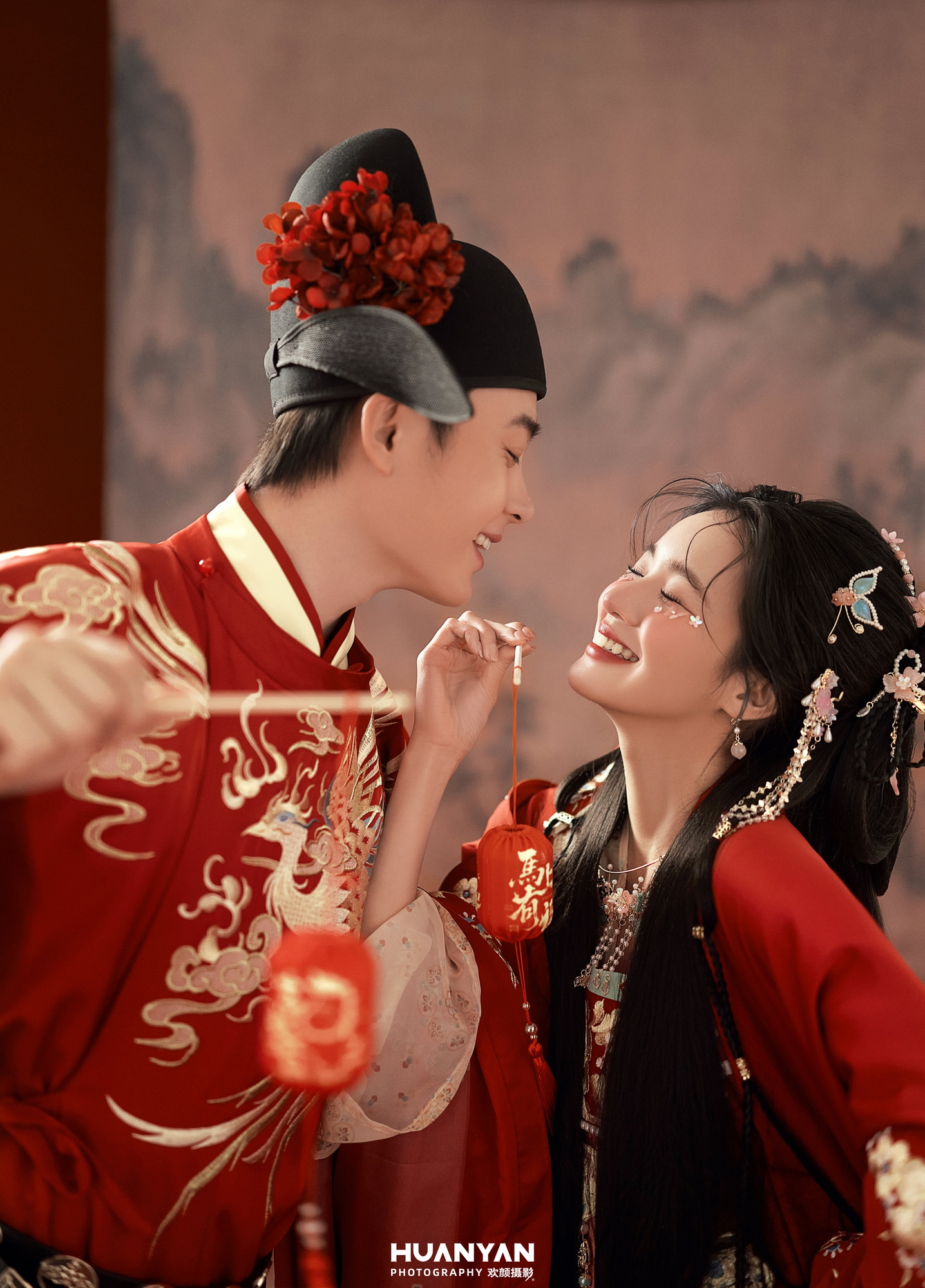 简约风婚纱照 · 室内场景 · 屿之约客片