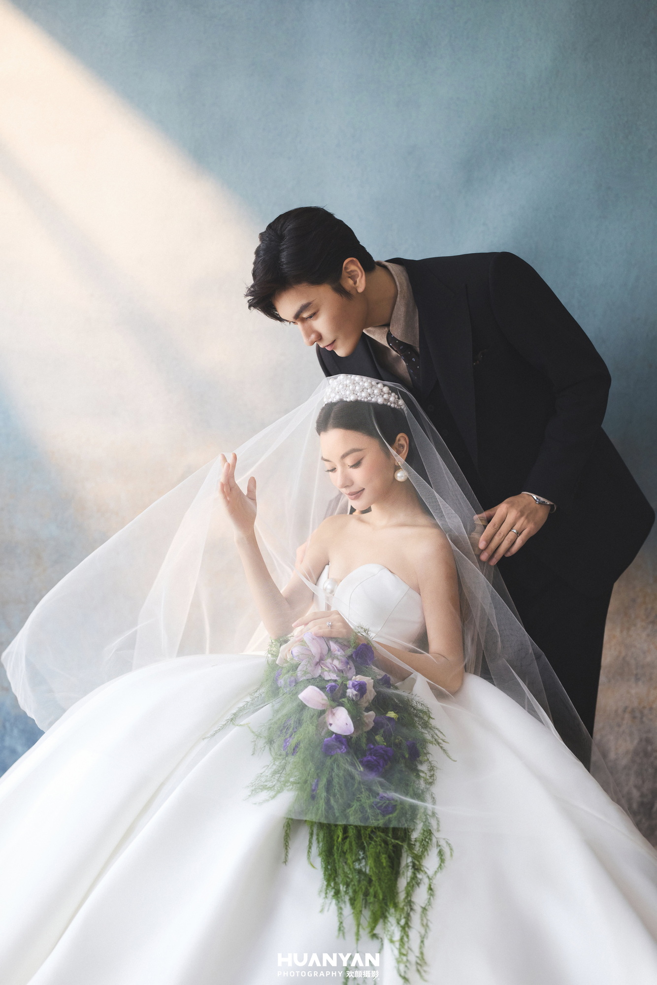 室内简约风婚纱照实拍（黛忆系列）