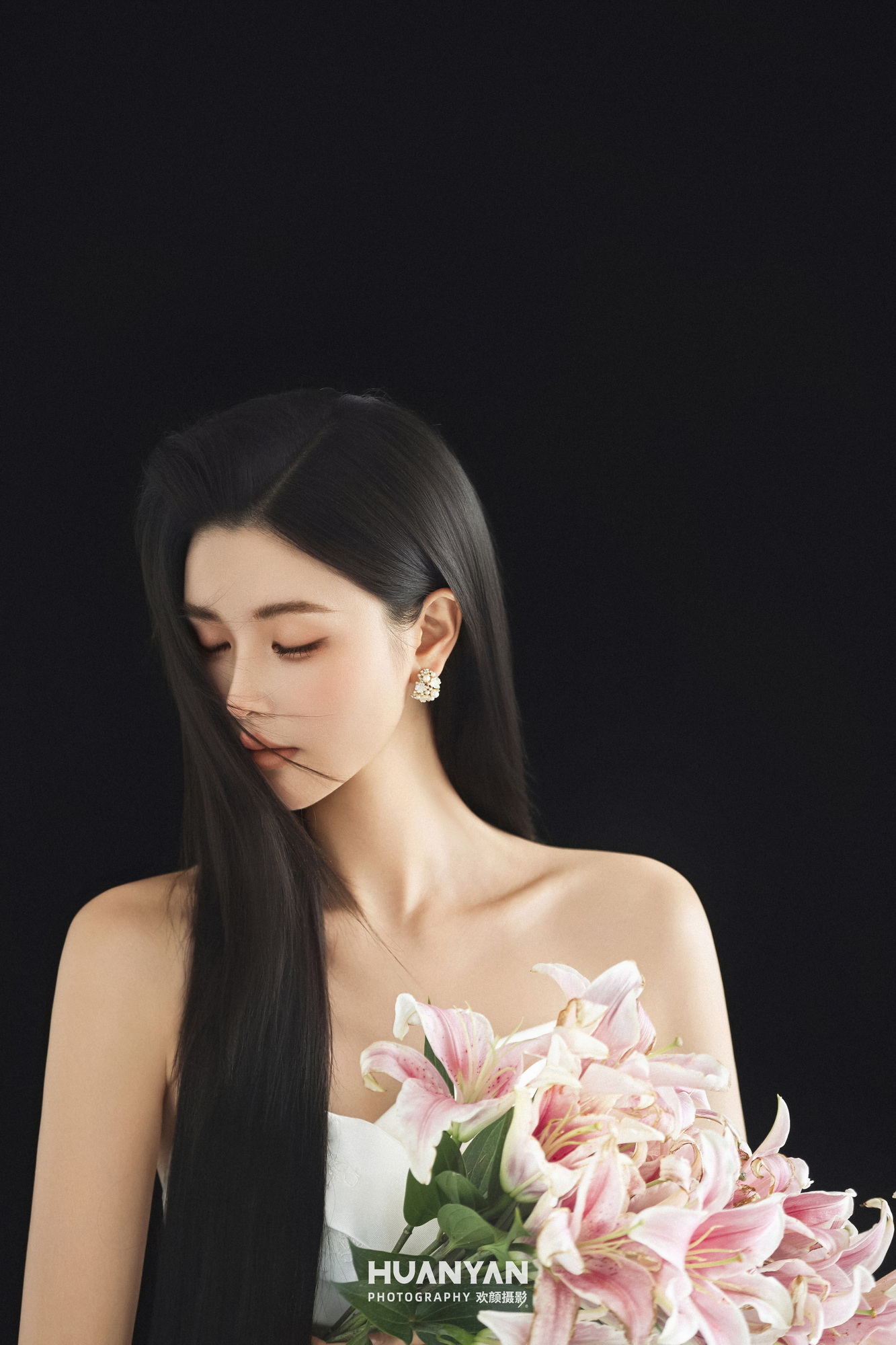 极简风婚纱照 · 室内场景 · 墨影婚序客片