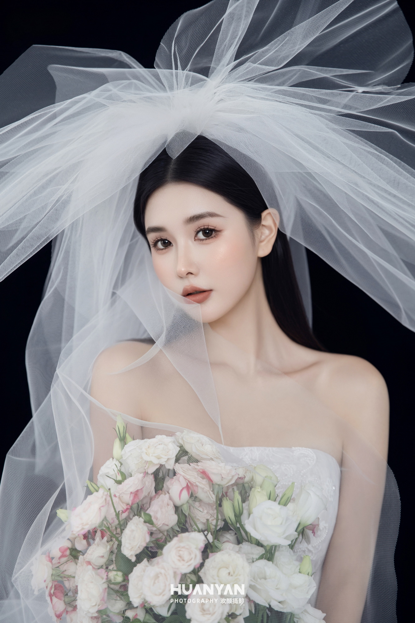 春念：简约风婚纱照春天实拍