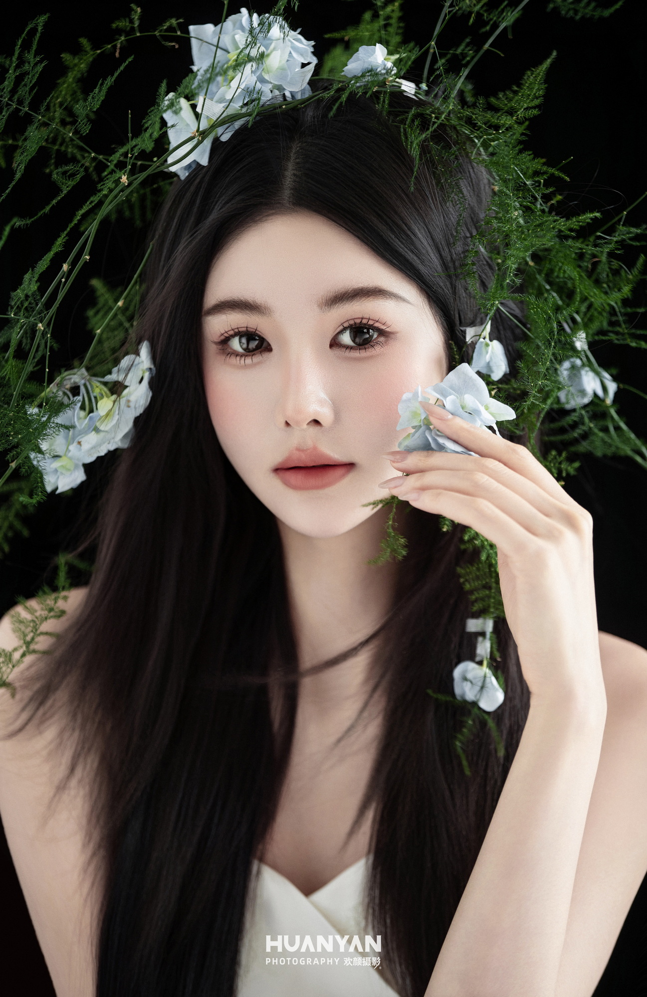 极简风婚纱照 · 室内场景 · 墨影婚序客片