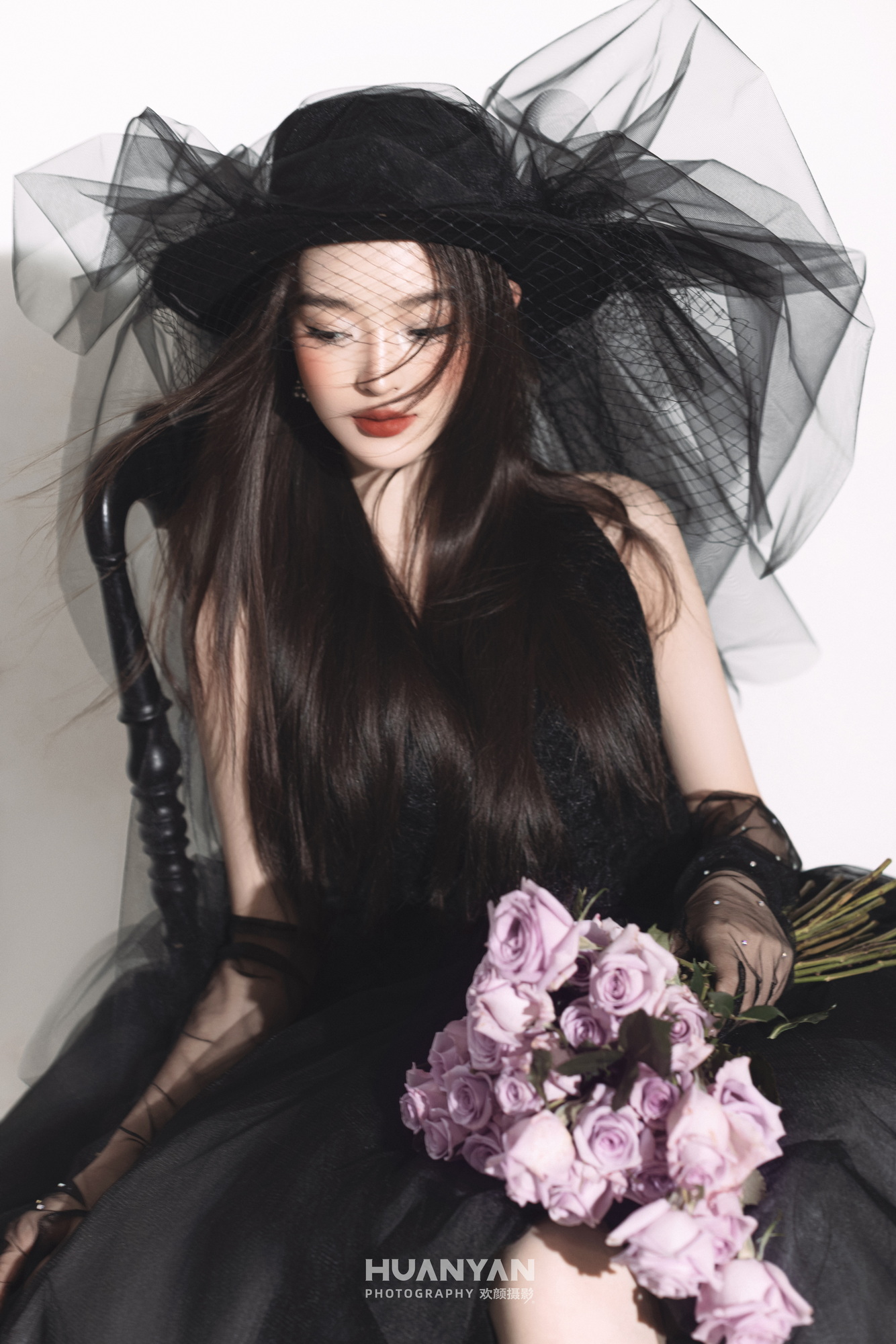 墨纱序章客片第7张｜仪式感风婚纱照，摄于室内