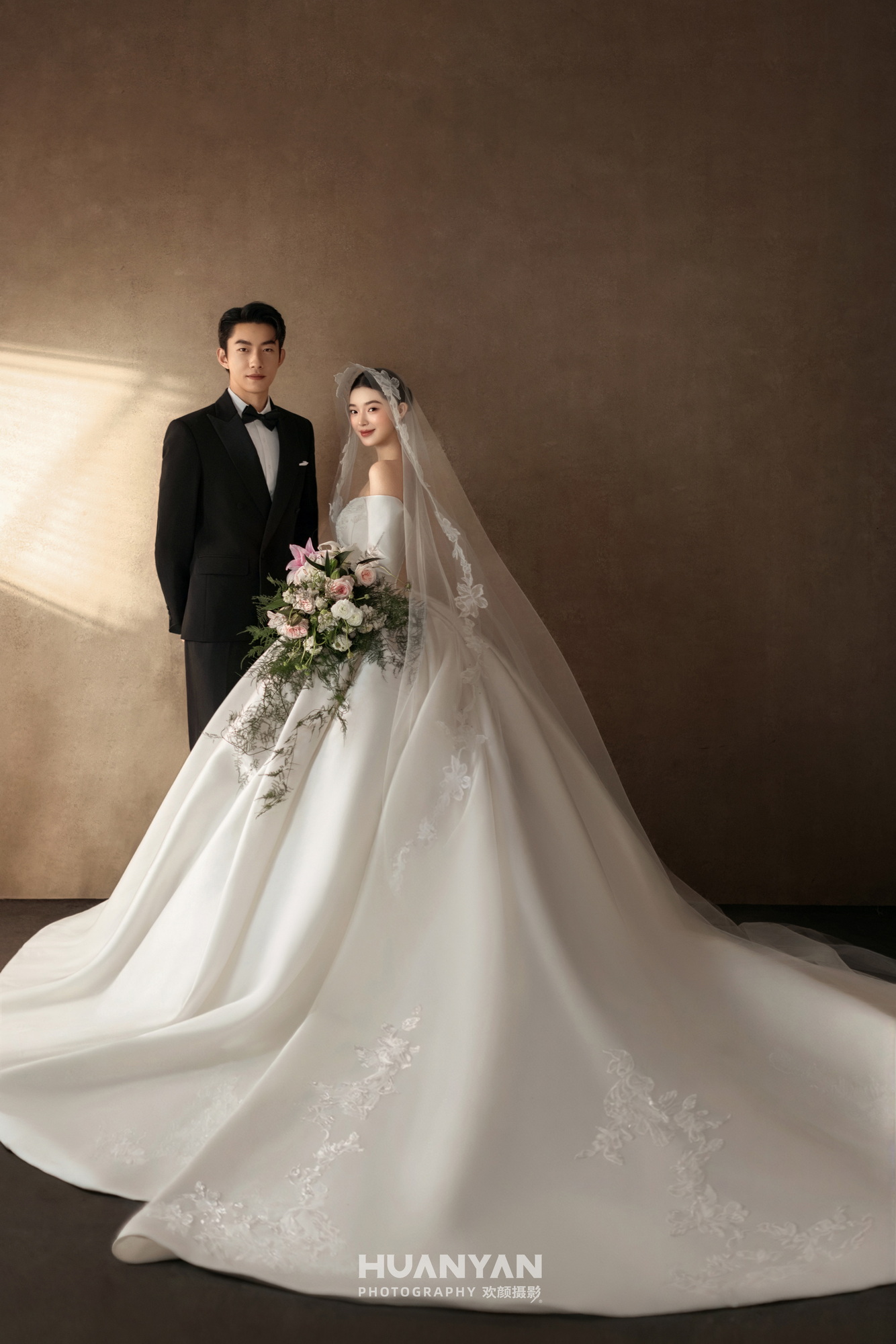 鎏光予序：高级感风婚纱照室内实拍