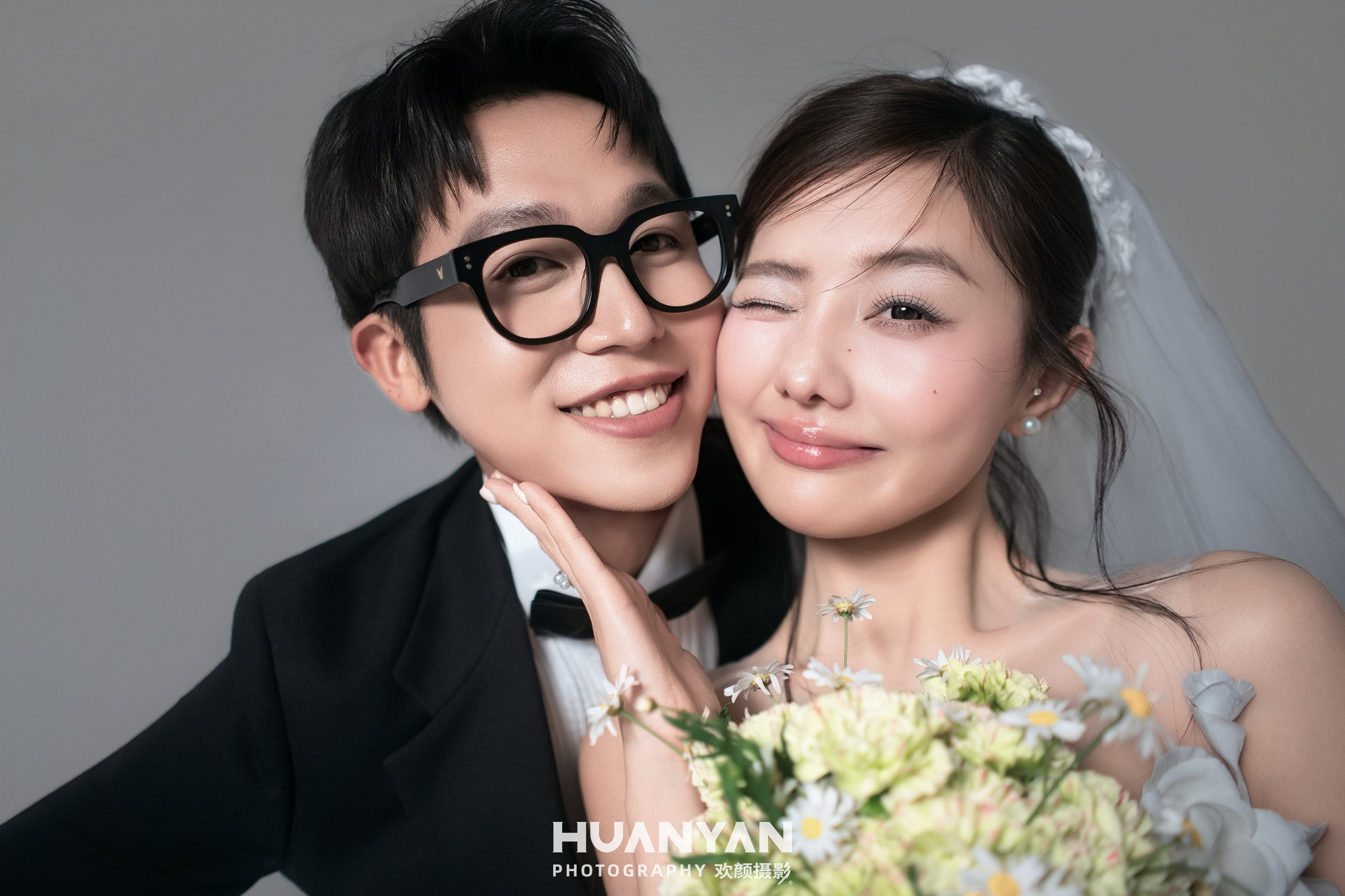 简约风婚纱照 · 室内场景 · 笑意成诗客片