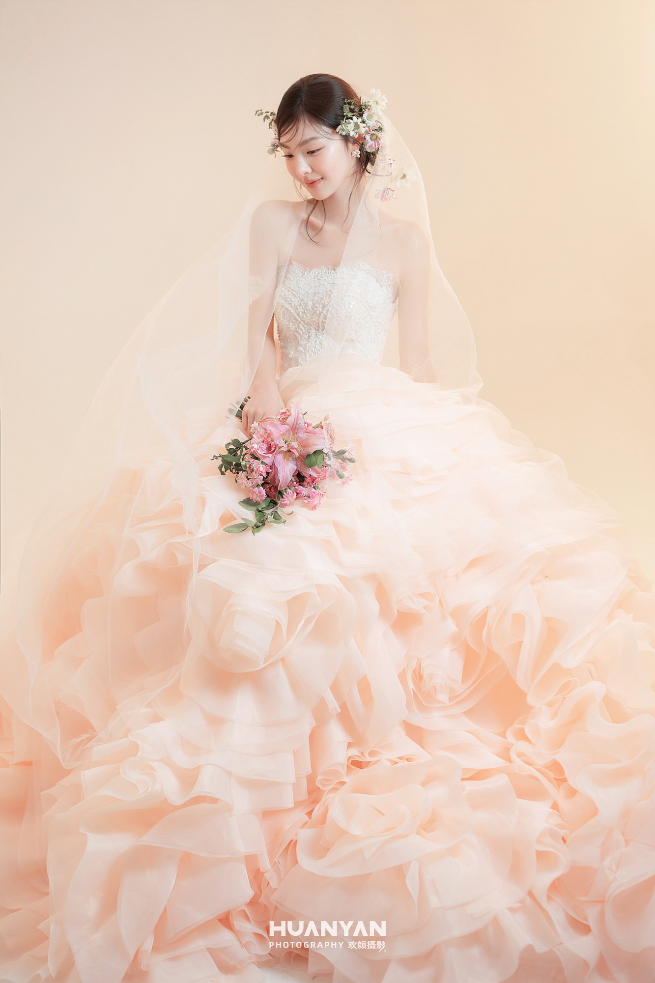 简约风婚纱照 · 室内场景 · 桃粉序章客片