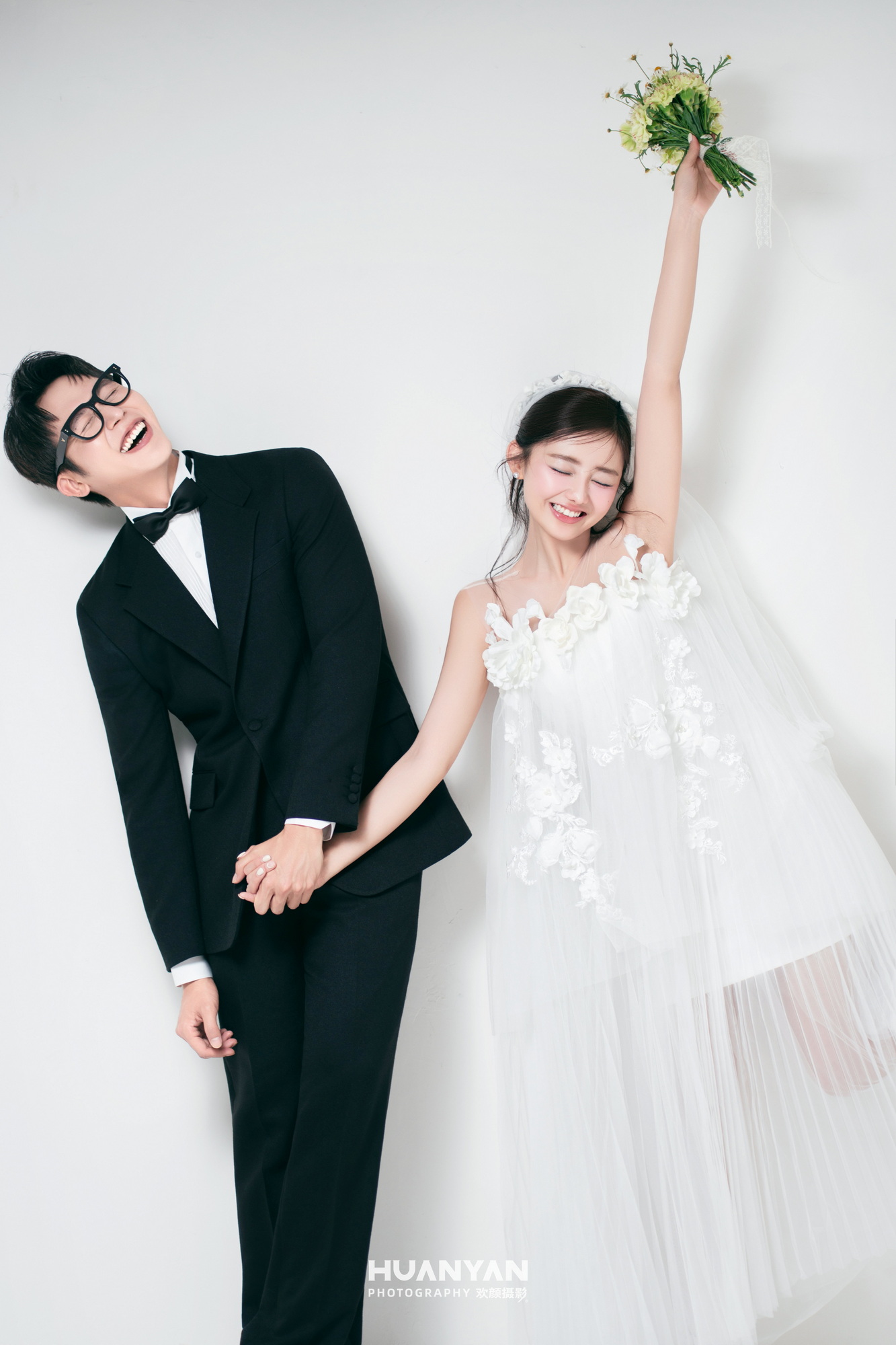 简约风婚纱照 · 室内场景 · 笑意成诗客片