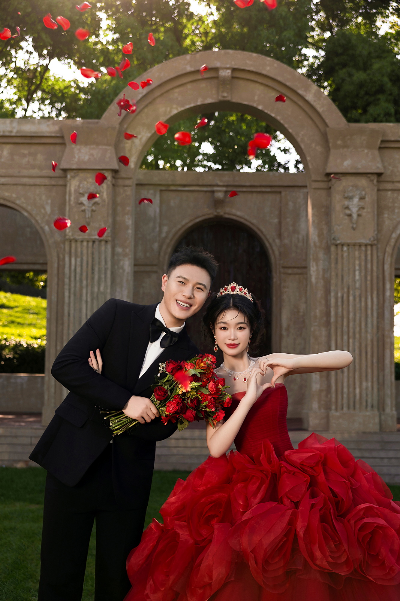 喜嫁风婚纱照 · 室内场景 · 红裙序章客片