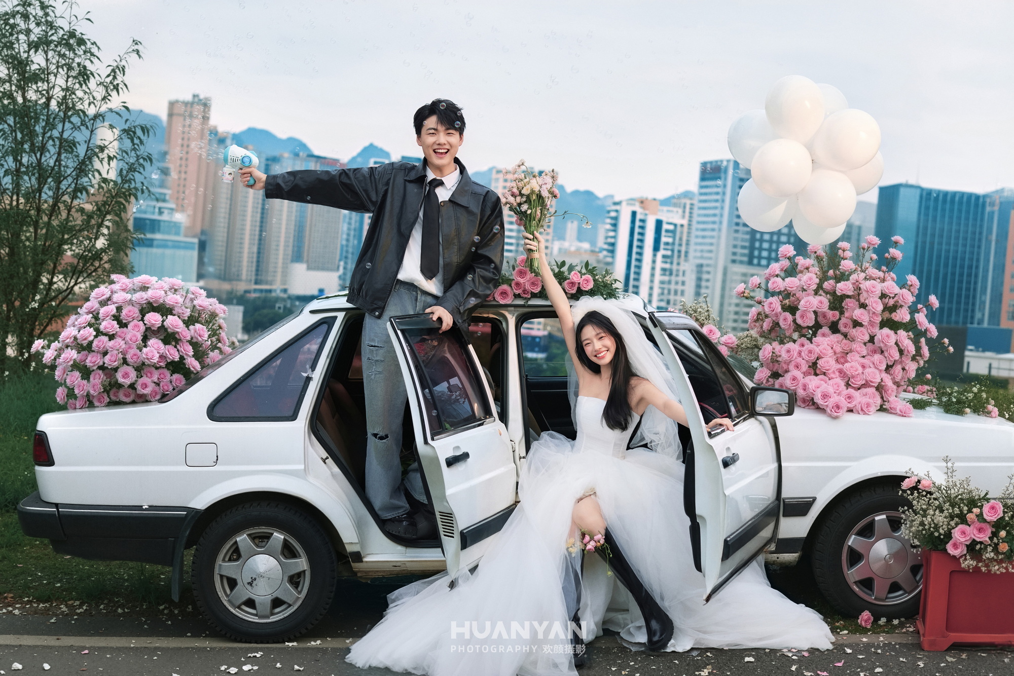 春语：简约风婚纱照春天实拍